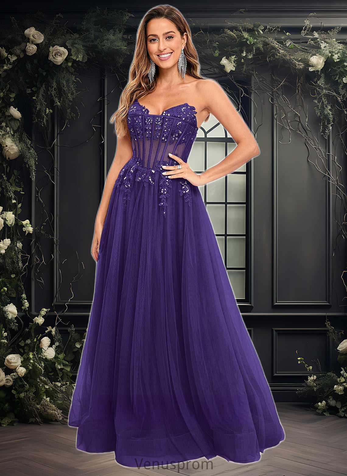 Julie Ball-Gown/Princess V-Neck Floor-Length Tulle Prom Dresses With Sequins Appliques Lace HQP0025837