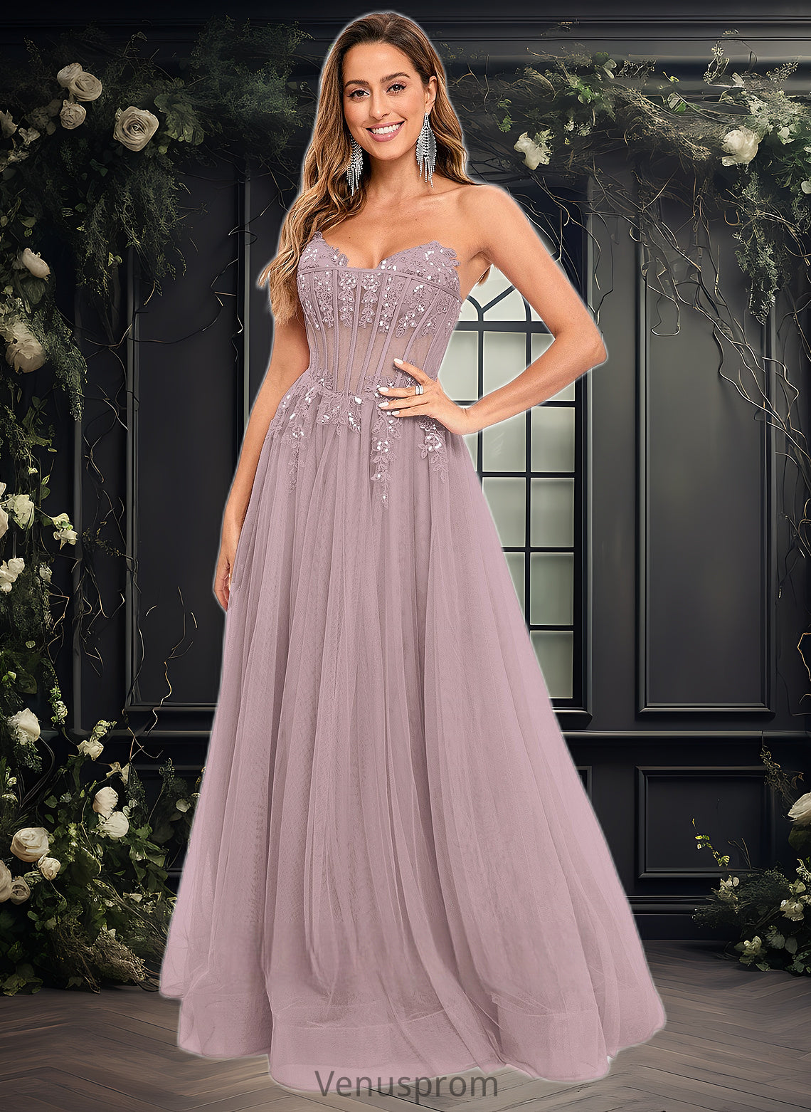 Julie Ball-Gown/Princess V-Neck Floor-Length Tulle Prom Dresses With Sequins Appliques Lace HQP0025837