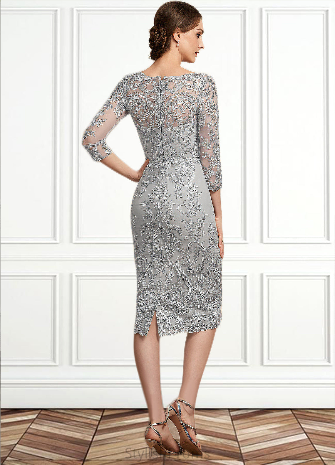 Karlee Sheath/Column V-neck Knee-Length Lace Mother of the Bride Dress HQ126P0014931