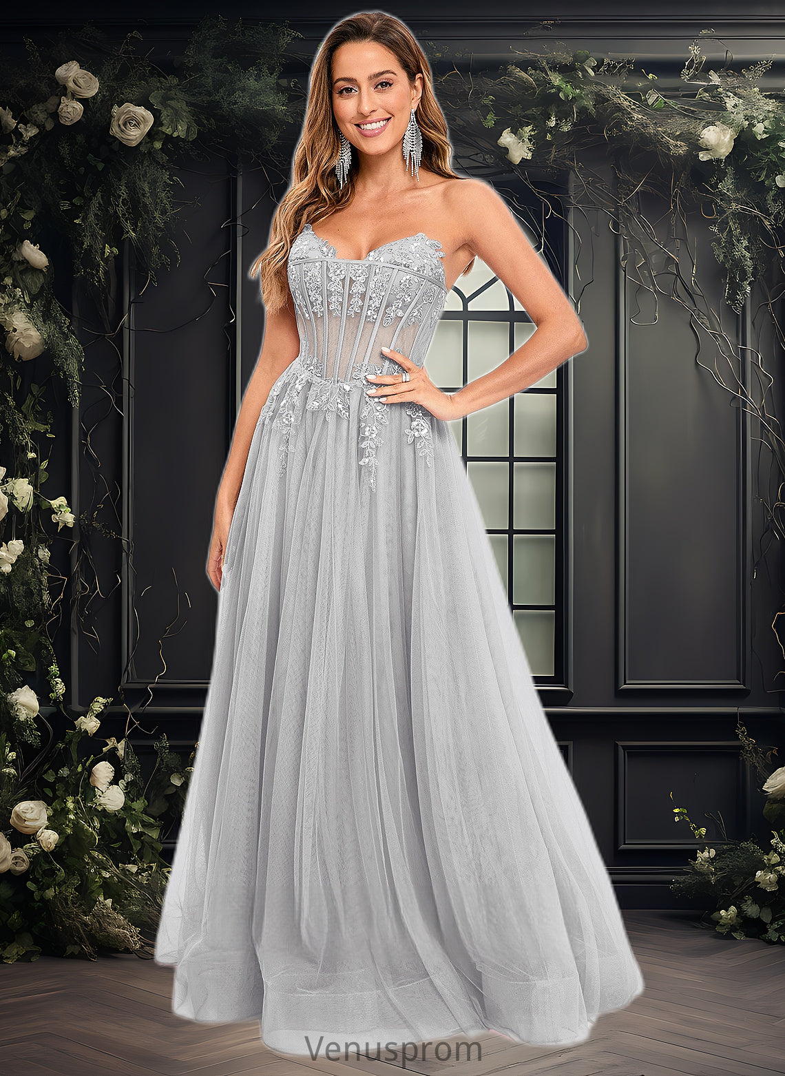 Julie Ball-Gown/Princess V-Neck Floor-Length Tulle Prom Dresses With Sequins Appliques Lace HQP0025837