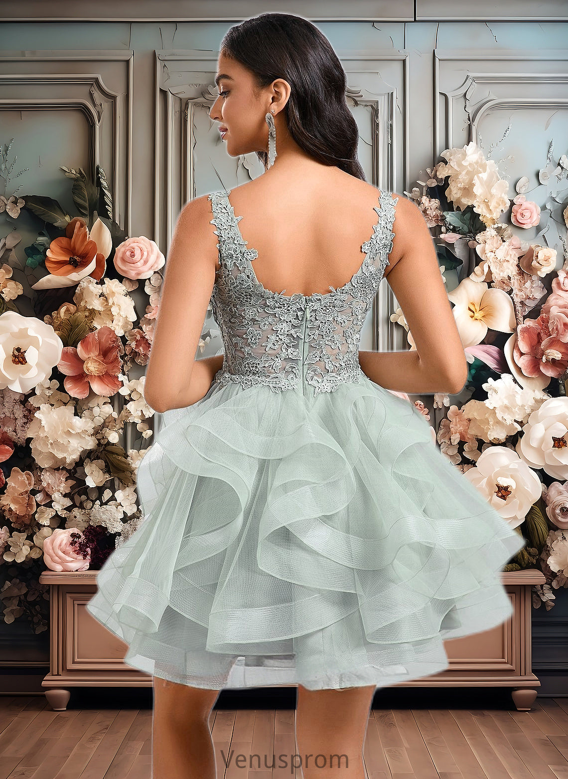 Sophronia Ball-Gown/Princess V-Neck Short Tulle Lace Homecoming Dress HQP0025671