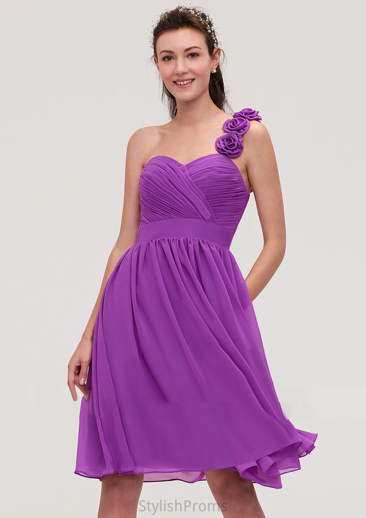 One-Shoulder Sleeveless Knee-Length Chiffon A-line/Princess Bridesmaid Dresseses With Pleated Flowers Angelique HQP0025441