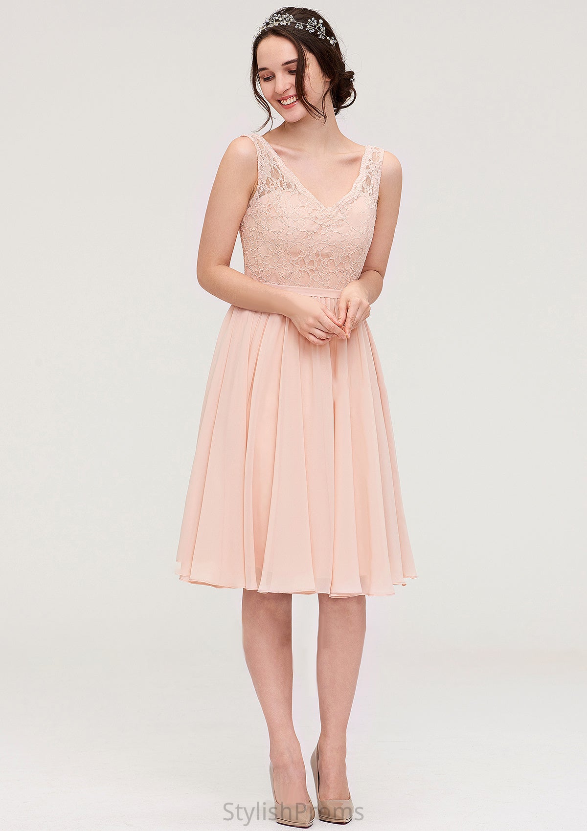 Sleeveless V Neck A-line/Princess Chiffon Knee-Length Bridesmaid Dresses With Lace Sadie HQP0025453