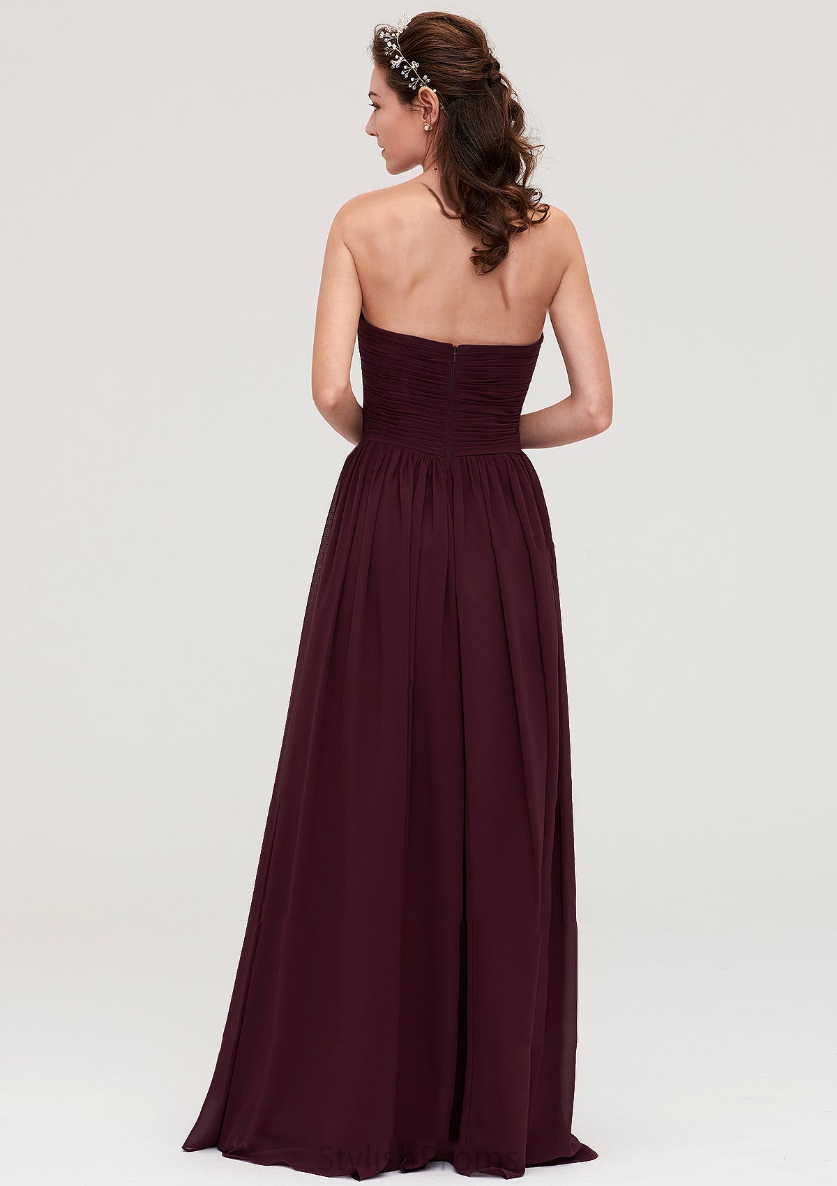 Sweetheart Sleeveless Long/Floor-Length Chiffon A-line/Princess Bridesmaid Dresses With Pleated Nell HQP0025490