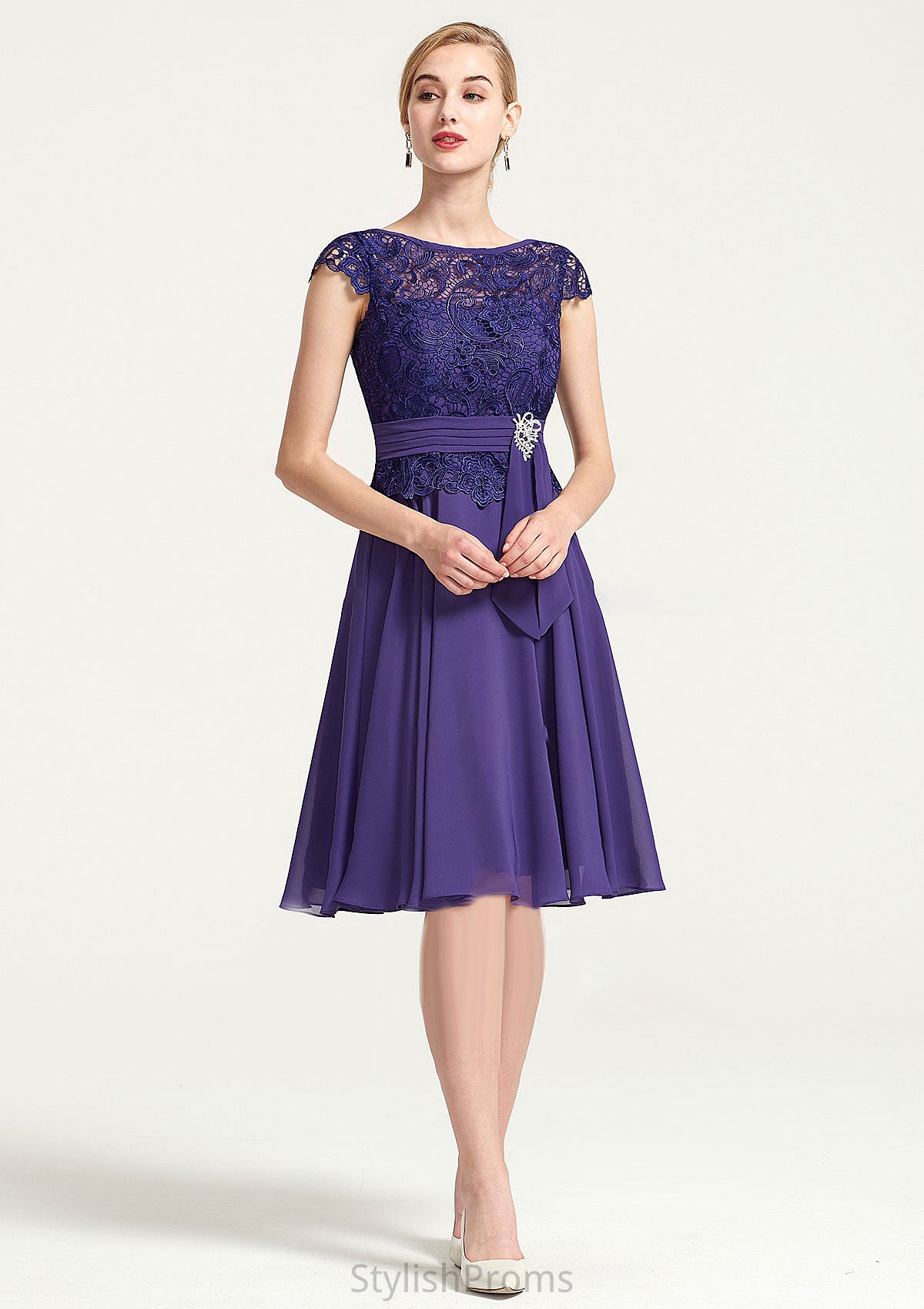 Sleeveless Bateau Knee-Length A-line/Princess Chiffon Bridesmaid Dresses With Rhinestone Appliqued Sashes Annika HQP0025496