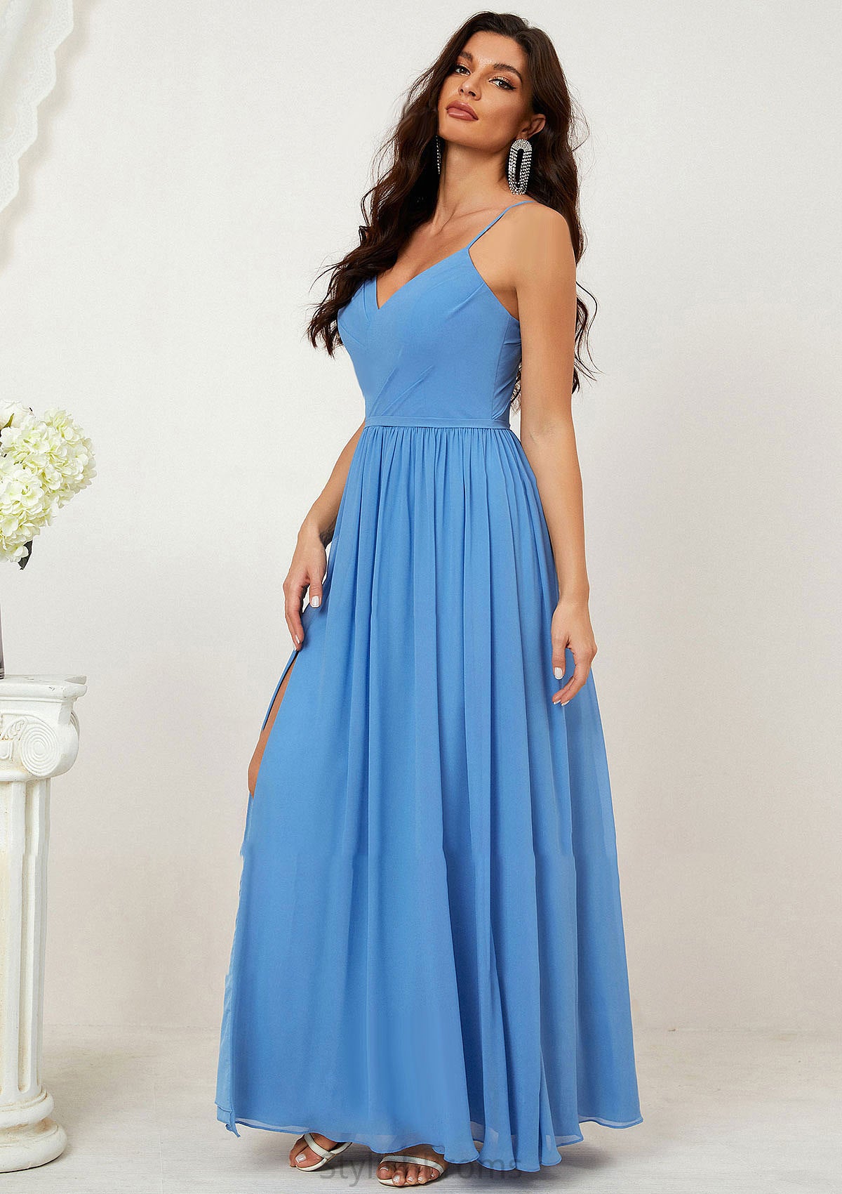 A-line V Neck Sleeveless Chiffon Long/Floor-Length Bridesmaid Dresses With Pleated Split Lexie HQP0025609