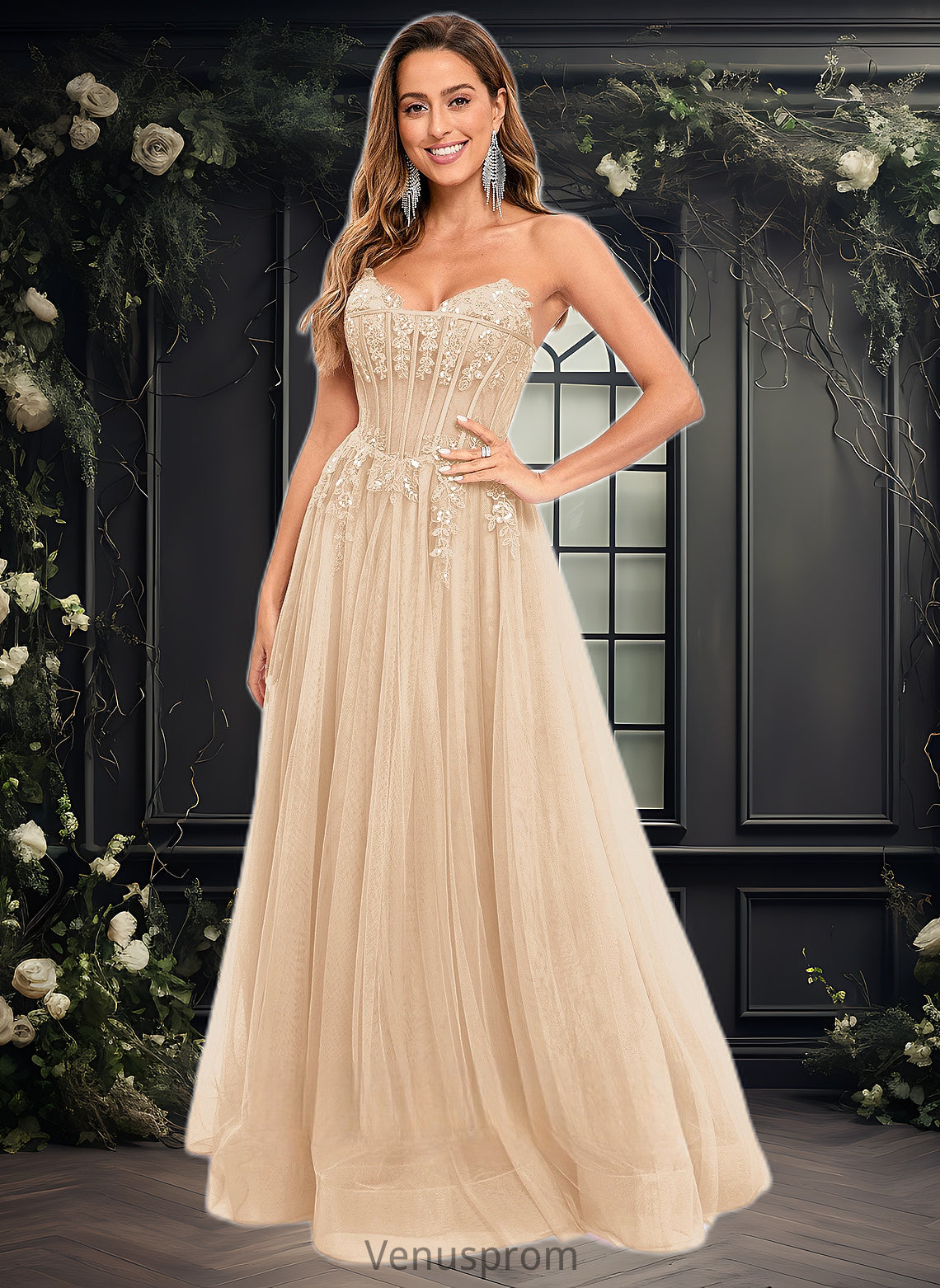 Julie Ball-Gown/Princess V-Neck Floor-Length Tulle Prom Dresses With Sequins Appliques Lace HQP0025837