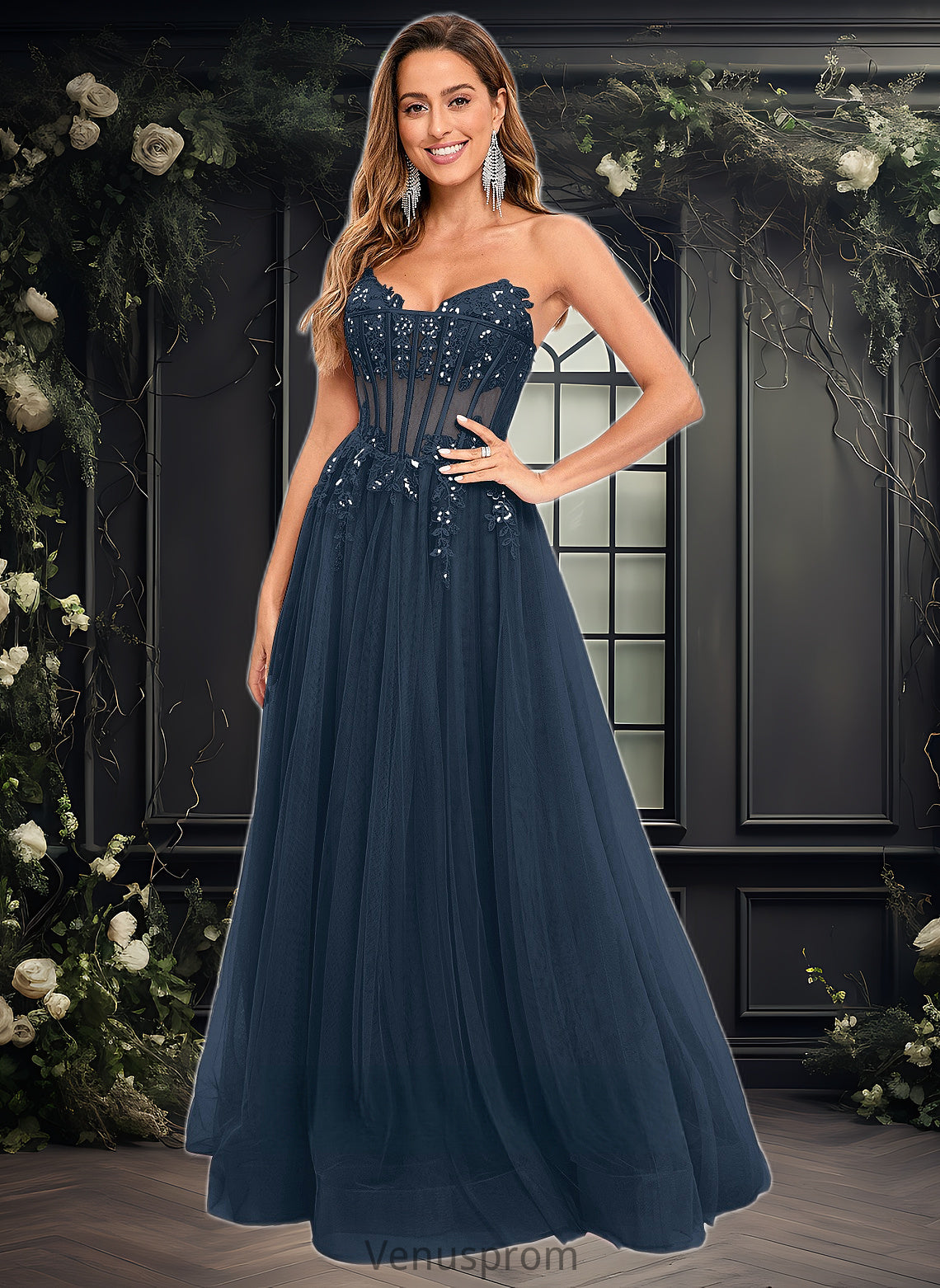 Julie Ball-Gown/Princess V-Neck Floor-Length Tulle Prom Dresses With Sequins Appliques Lace HQP0025837