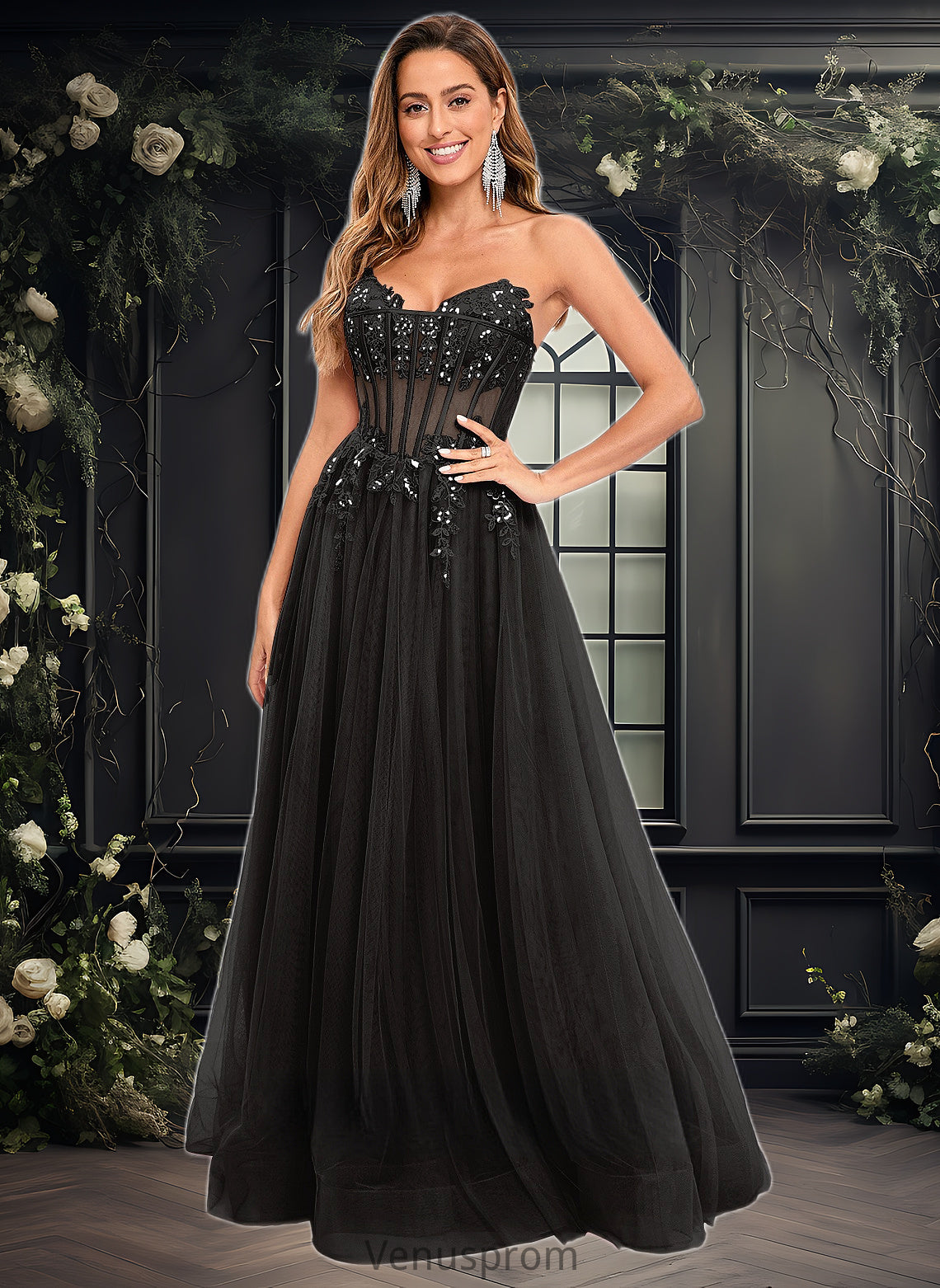 Julie Ball-Gown/Princess V-Neck Floor-Length Tulle Prom Dresses With Sequins Appliques Lace HQP0025837