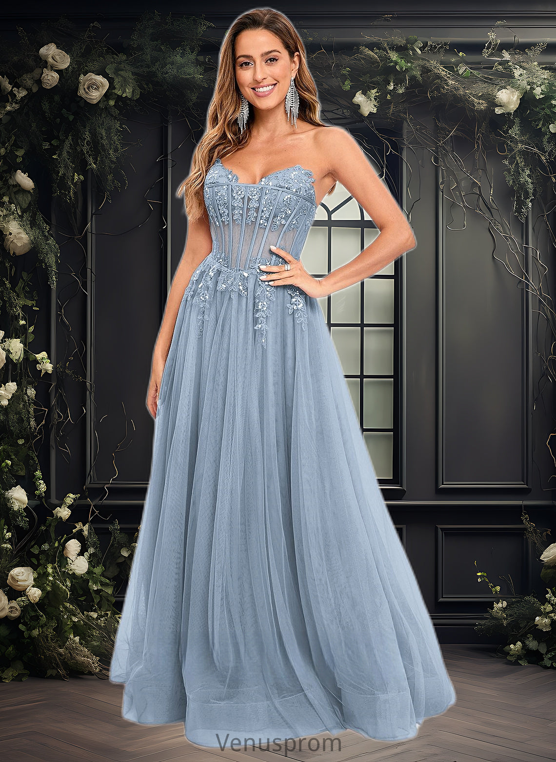 Julie Ball-Gown/Princess V-Neck Floor-Length Tulle Prom Dresses With Sequins Appliques Lace HQP0025837