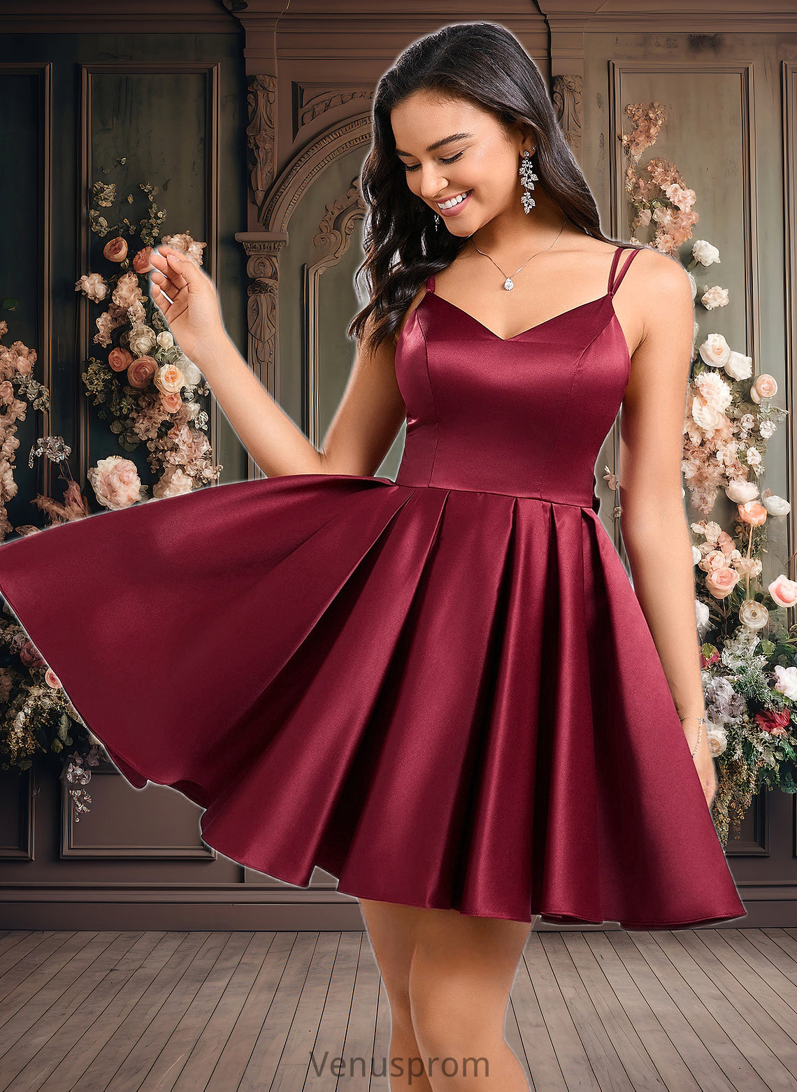 Madison Ball-Gown/Princess V-Neck Short Satin Homecoming Dress With Bow HQP0025662