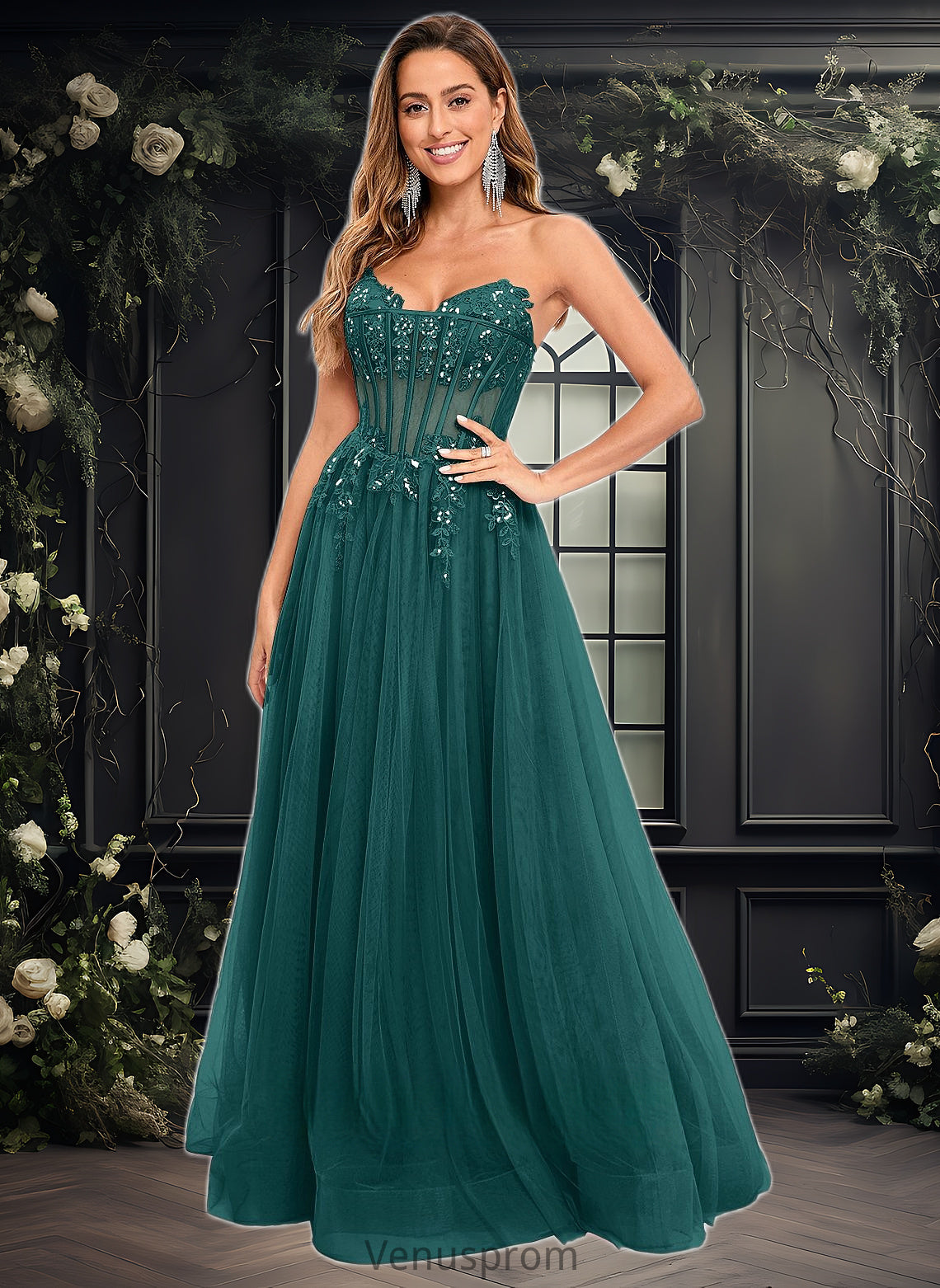 Julie Ball-Gown/Princess V-Neck Floor-Length Tulle Prom Dresses With Sequins Appliques Lace HQP0025837