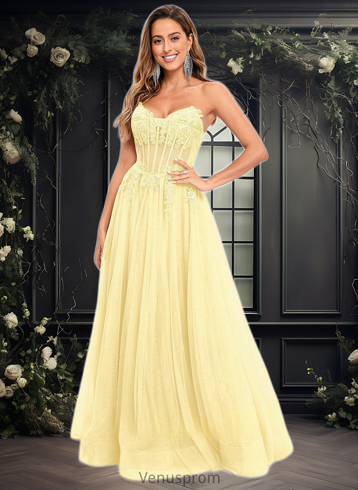 Julie Ball-Gown/Princess V-Neck Floor-Length Tulle Prom Dresses With Sequins Appliques Lace HQP0025837