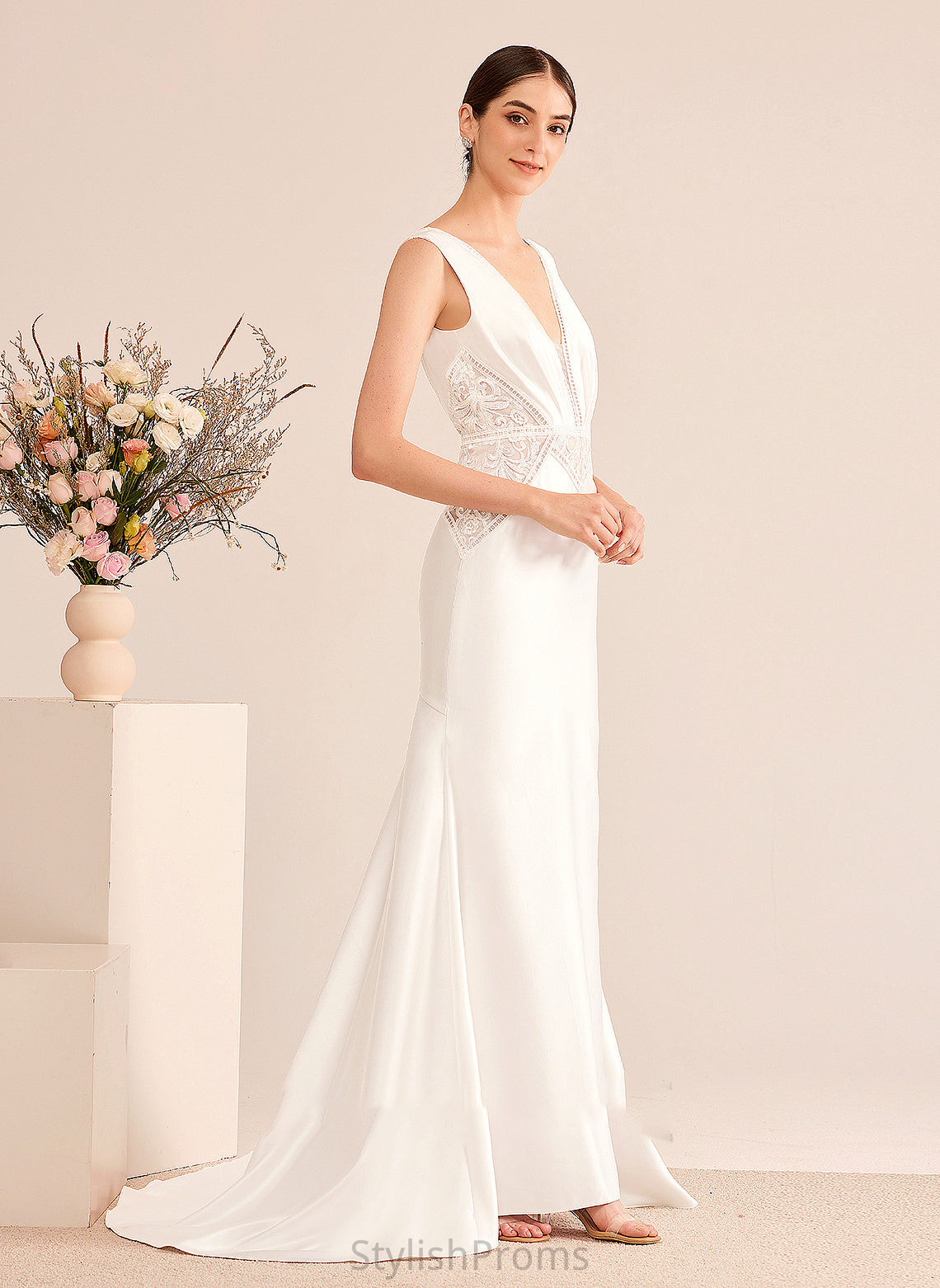 V-neck Wedding Train Stephanie With Dress Sequins Court Trumpet/Mermaid Wedding Dresses