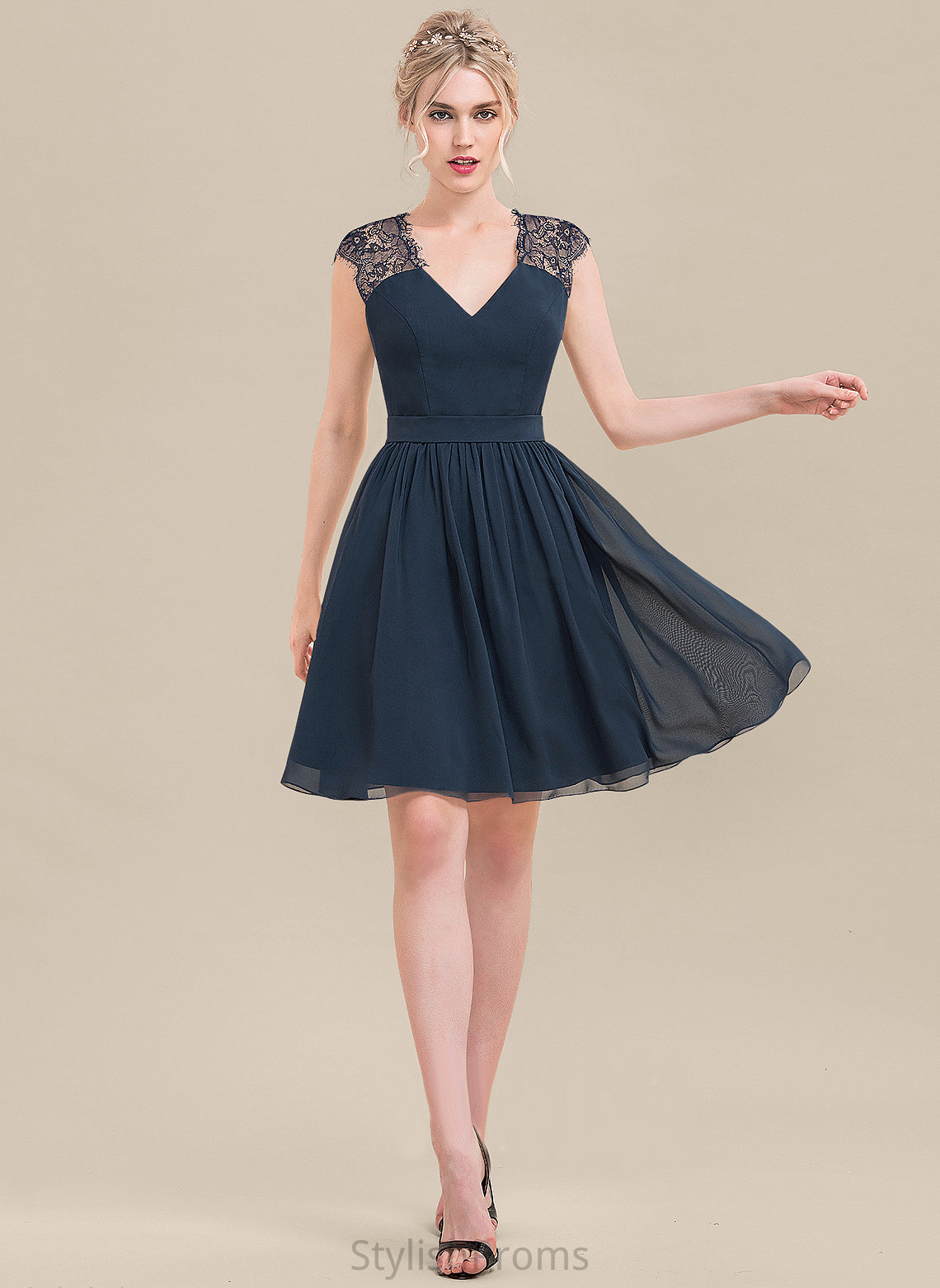 Knee-Length Chiffon Cocktail A-Line Lace Cocktail Dresses Kaitlin V-neck Dress