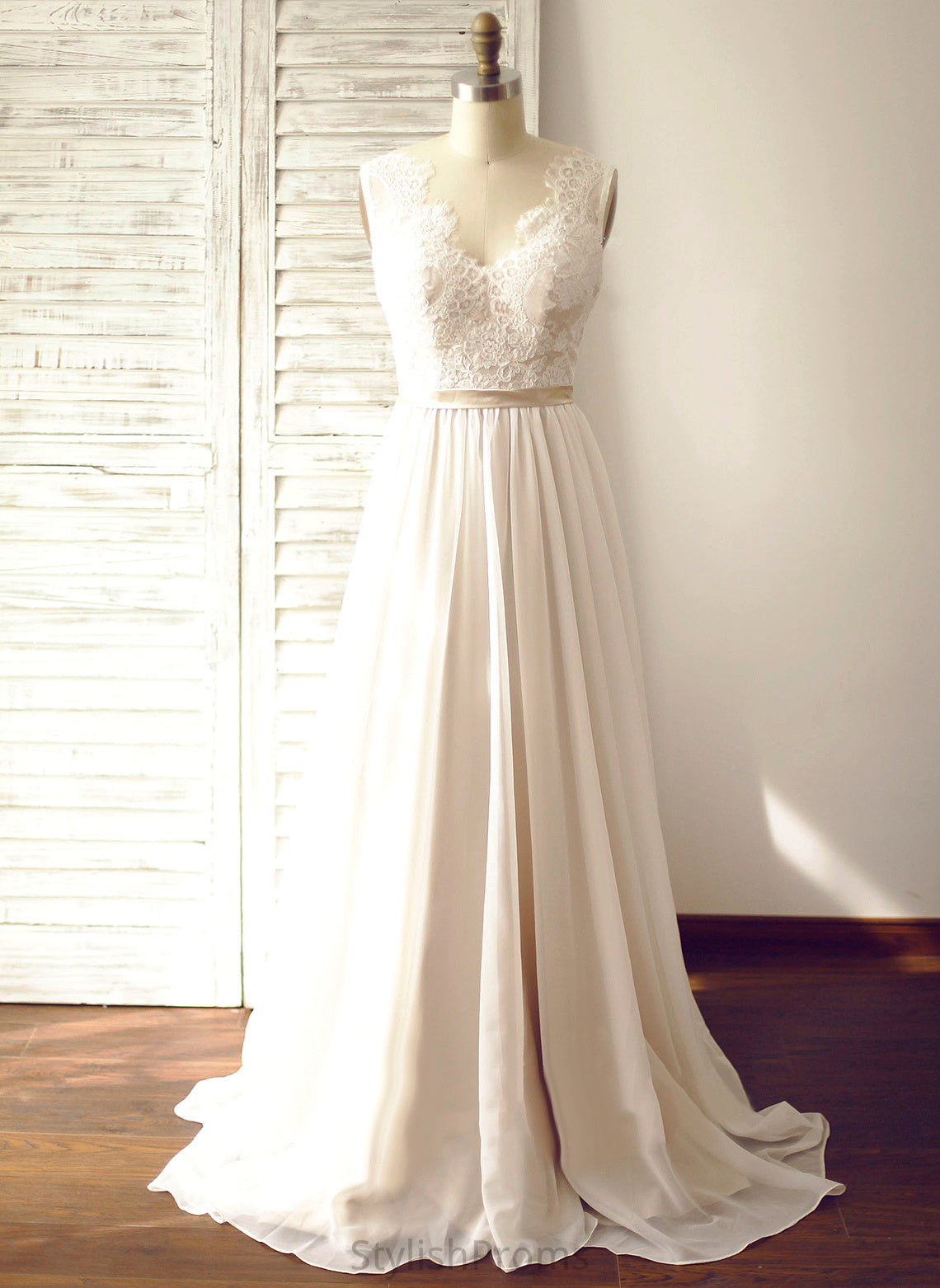 With Court Chiffon Lace Train Sherlyn V-neck Wedding Lace A-Line Dress Wedding Dresses