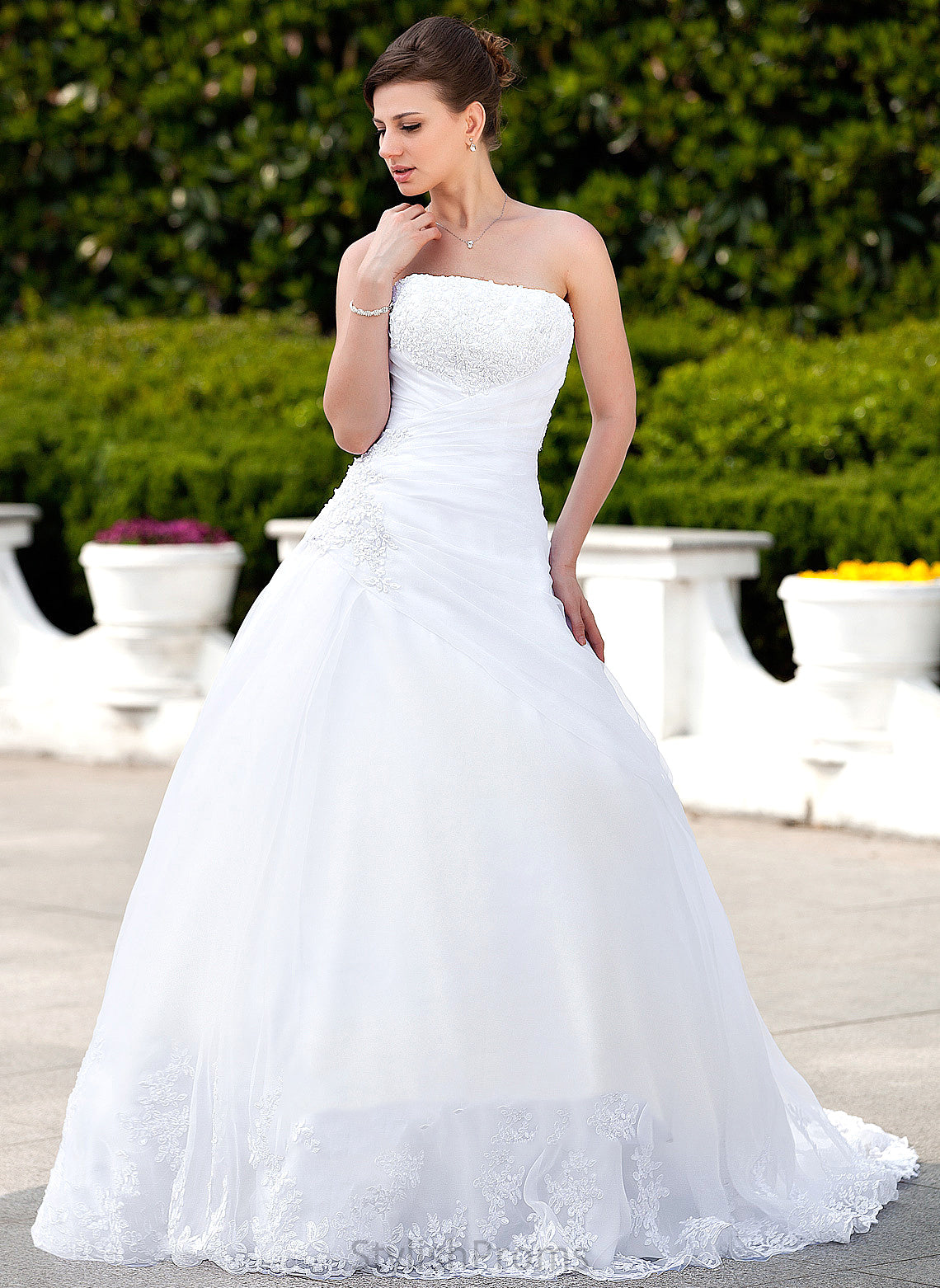 Ball-Gown/Princess Wedding Dress Organza Train Lace Chapel Beading Wedding Dresses With Strapless Itzel