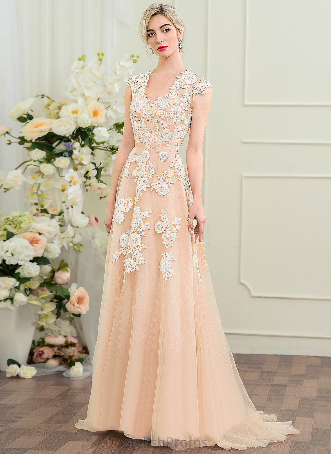 Train A-Line Wedding Dresses Lace Daphne Dress Tulle V-neck Sweep Wedding