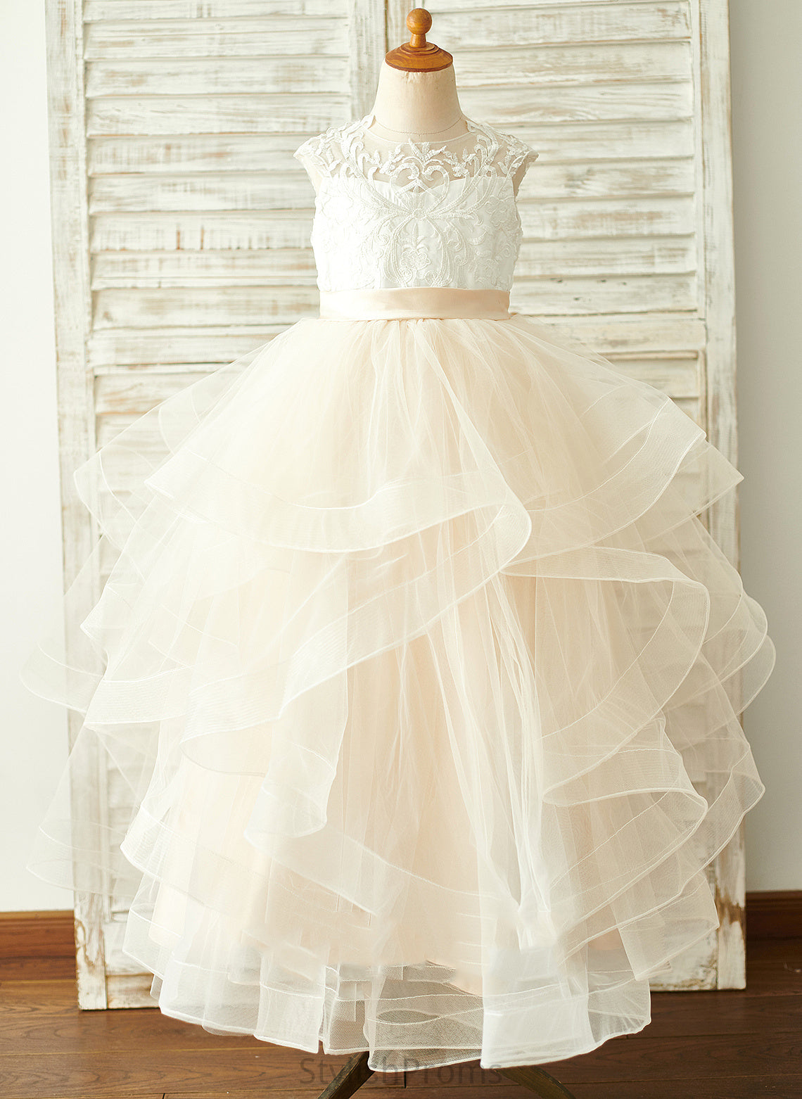 Ball-Gown/Princess Flower Floor-length Neck Flower Girl Dresses Girl - Tulle/Lace Scoop Sleeveless Campbell Dress