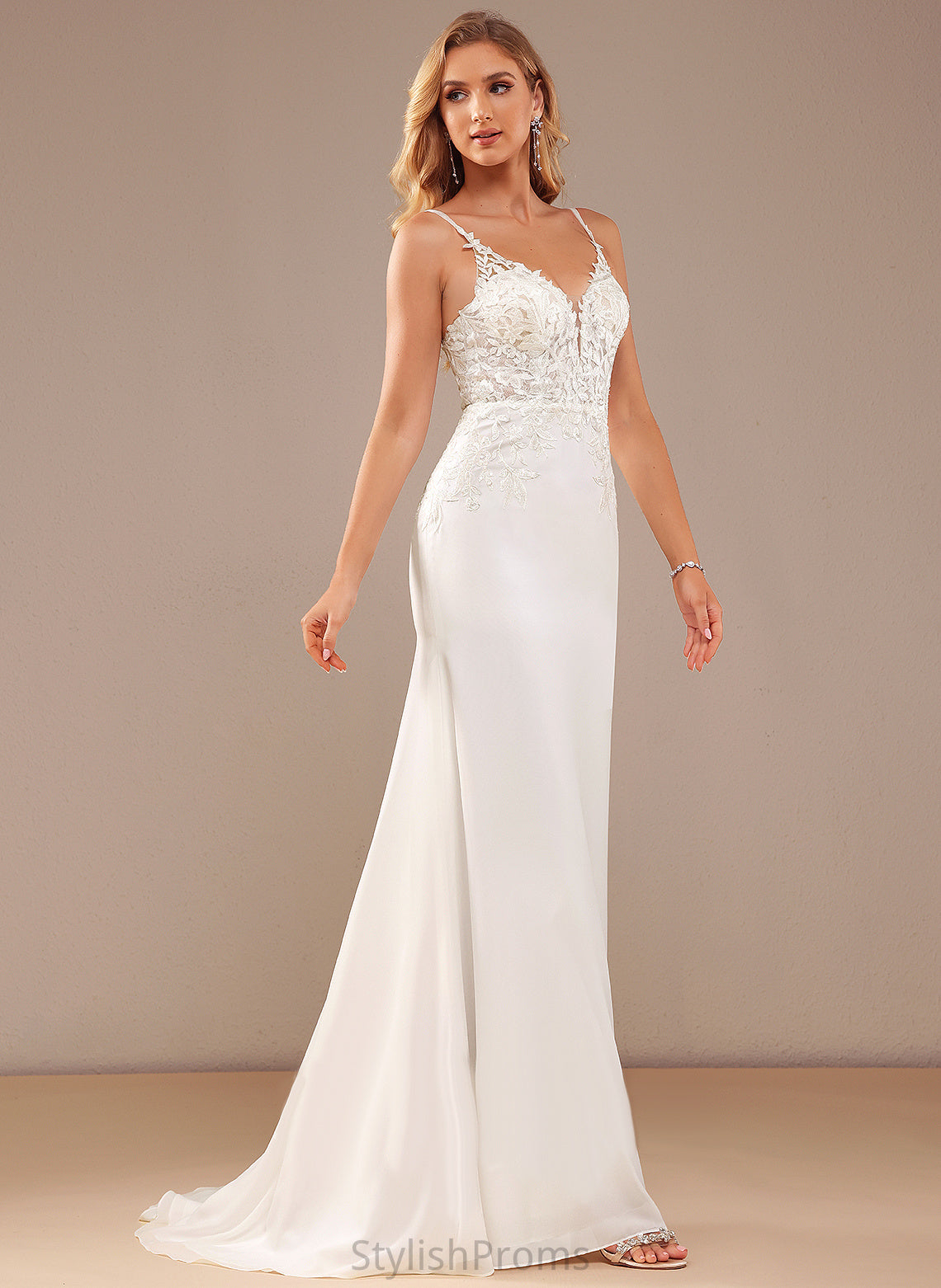 Lilliana Court V-neck With Train Beading Lace Trumpet/Mermaid Wedding Dresses Chiffon Dress Wedding