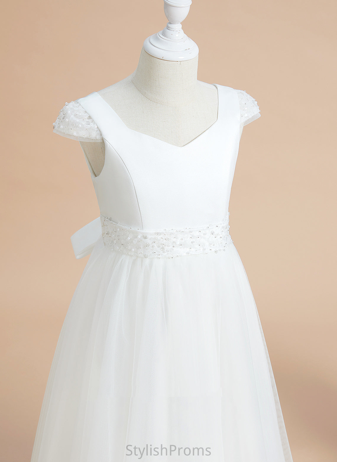 With Short - Flower Dress Flower Girl Dresses Ball-Gown/Princess Satin/Tulle Girl Floor-length Lyla Sleeves V-neck Beading/Bow(s)