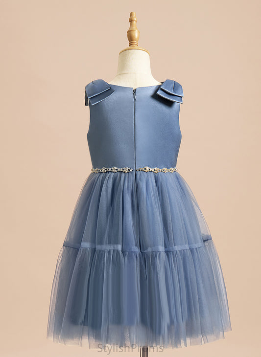 Amya Flower Girl Dresses Flower Neck Girl - Satin/Tulle Sleeveless Dress With Scoop A-Line Knee-length Beading/Bow(s)