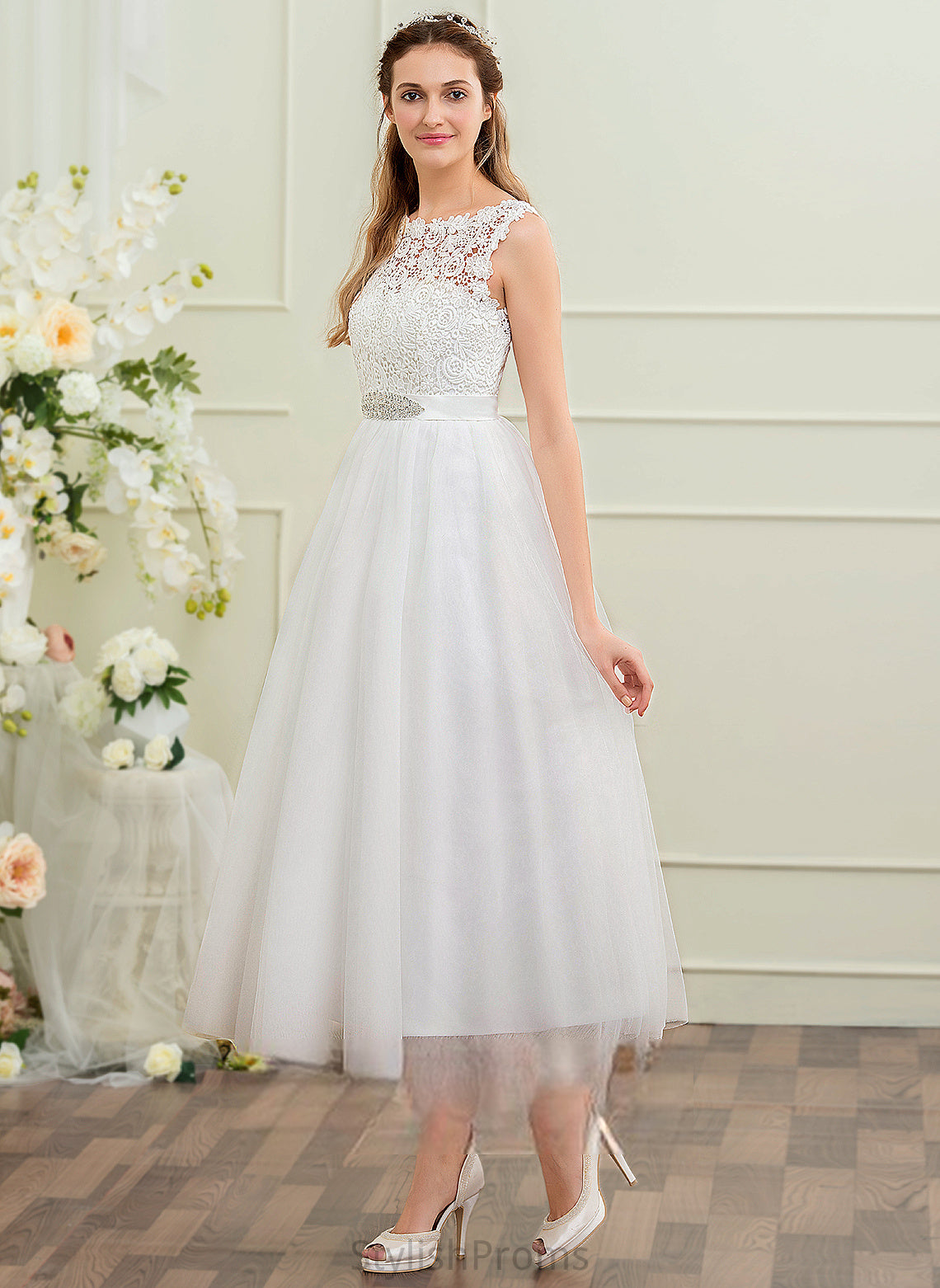 London Neck Sequins Wedding Dresses With Wedding Scoop Lace Beading Ball-Gown/Princess Tea-Length Dress Satin Tulle