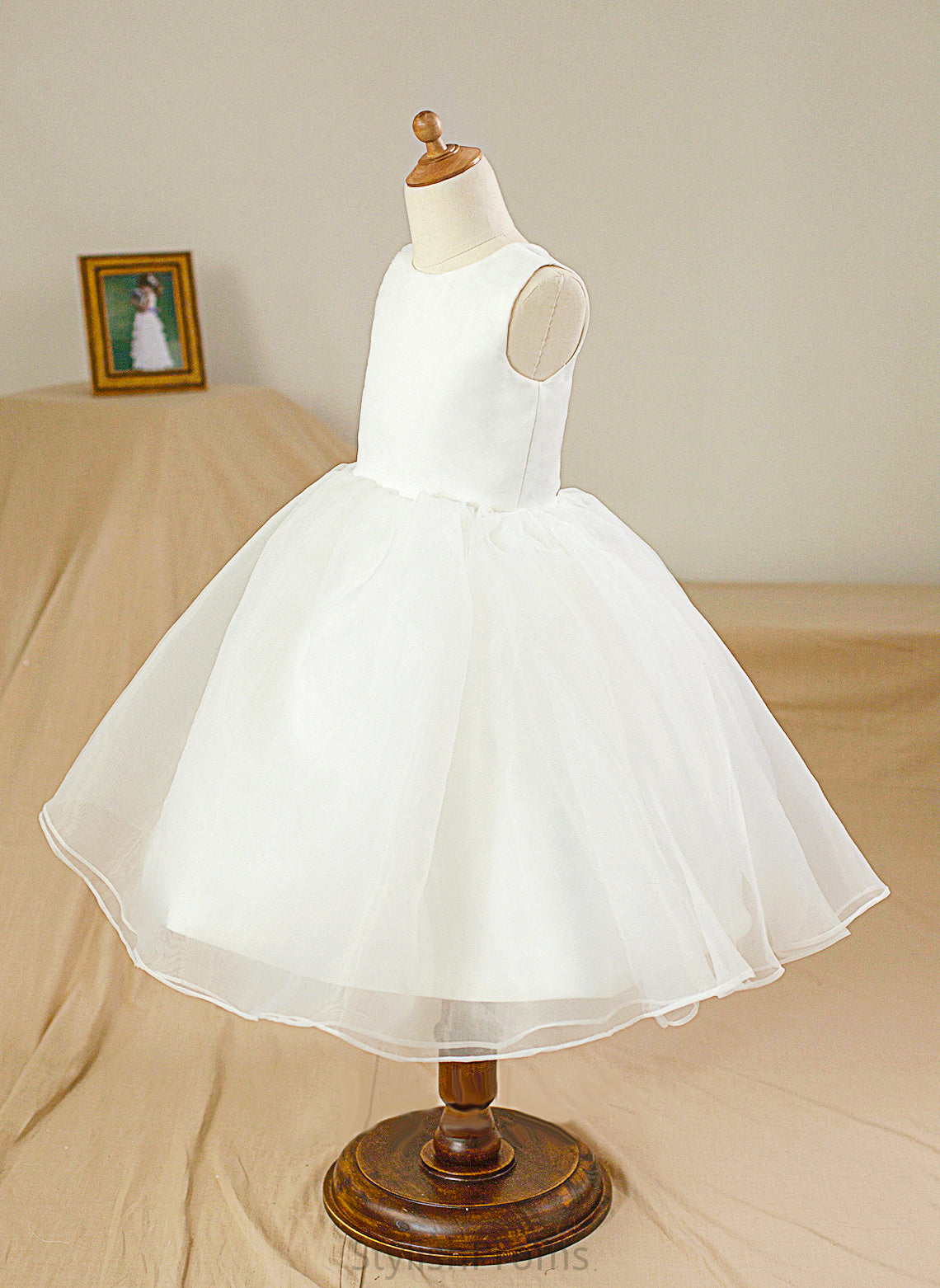 Dress Janiyah Girl Scoop Flower Girl Dresses - Satin/Tulle Ball Gown Knee-length Flower Neck Sleeveless