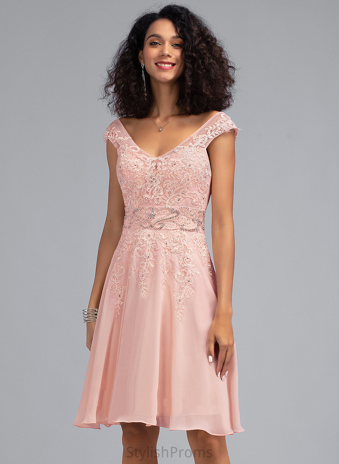 Chiffon A-Line Lace V-neck Cocktail Cocktail Dresses Gwen Knee-Length Dress With Beading Lace