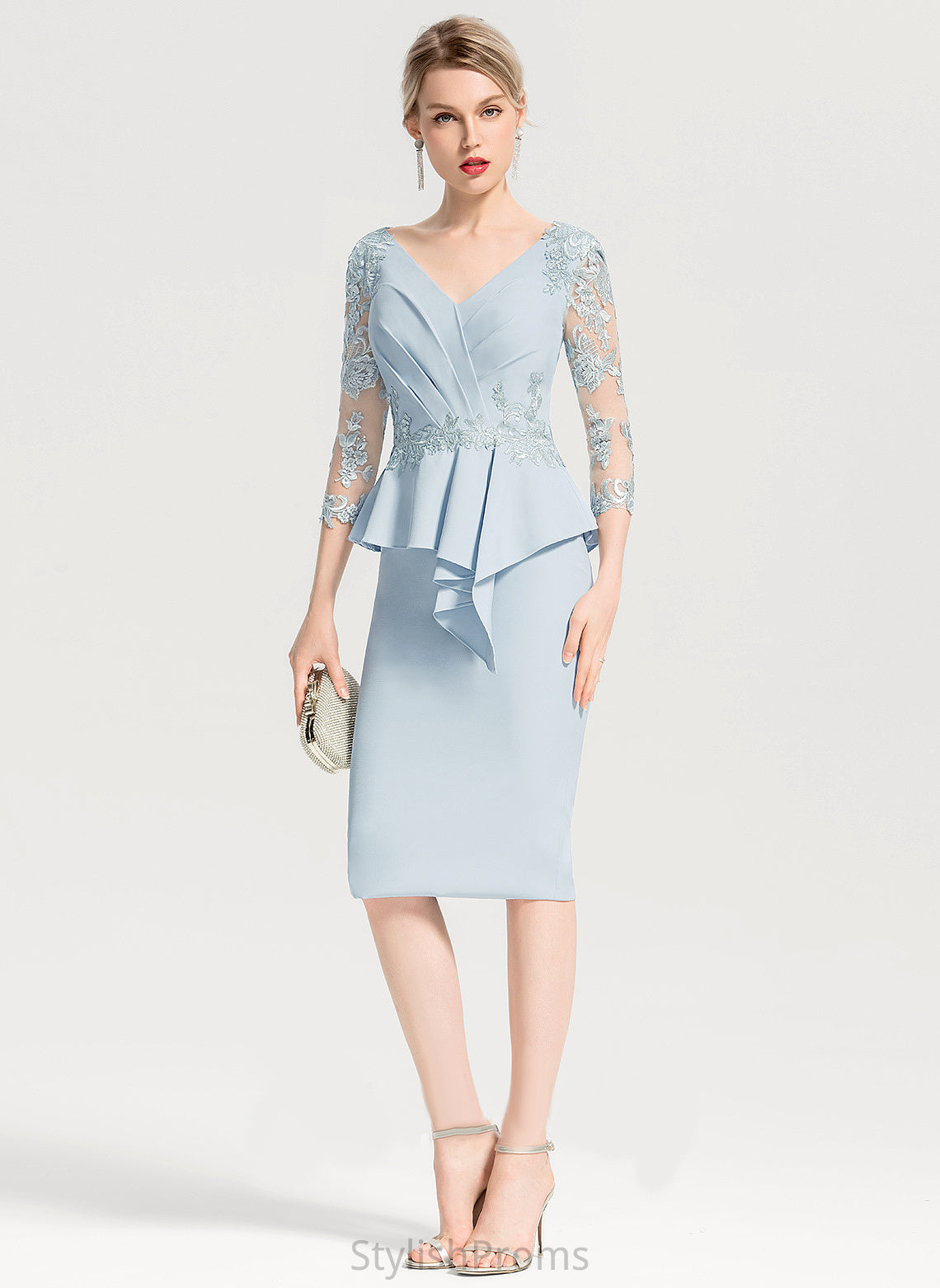 Appliques Dress With Crepe Cascading Ruffles Cocktail Sheath/Column Lace Knee-Length Stretch Cocktail Dresses V-neck Delilah Lace