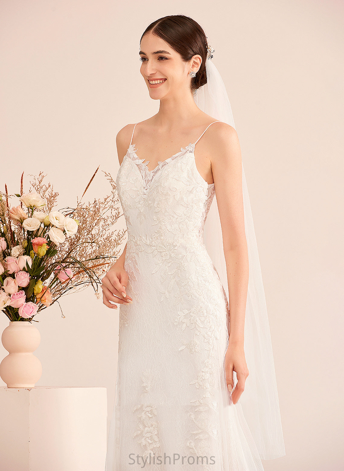 Court Dress Kira V-neck Tulle With A-Line Lace Train Wedding Sequins Wedding Dresses