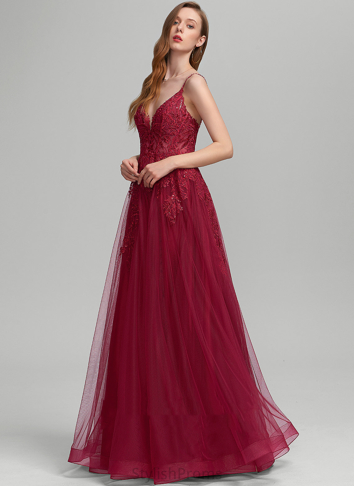 V-neck Nathaly Lace With Ball-Gown/Princess Tulle Prom Dresses Beading Floor-Length Sequins