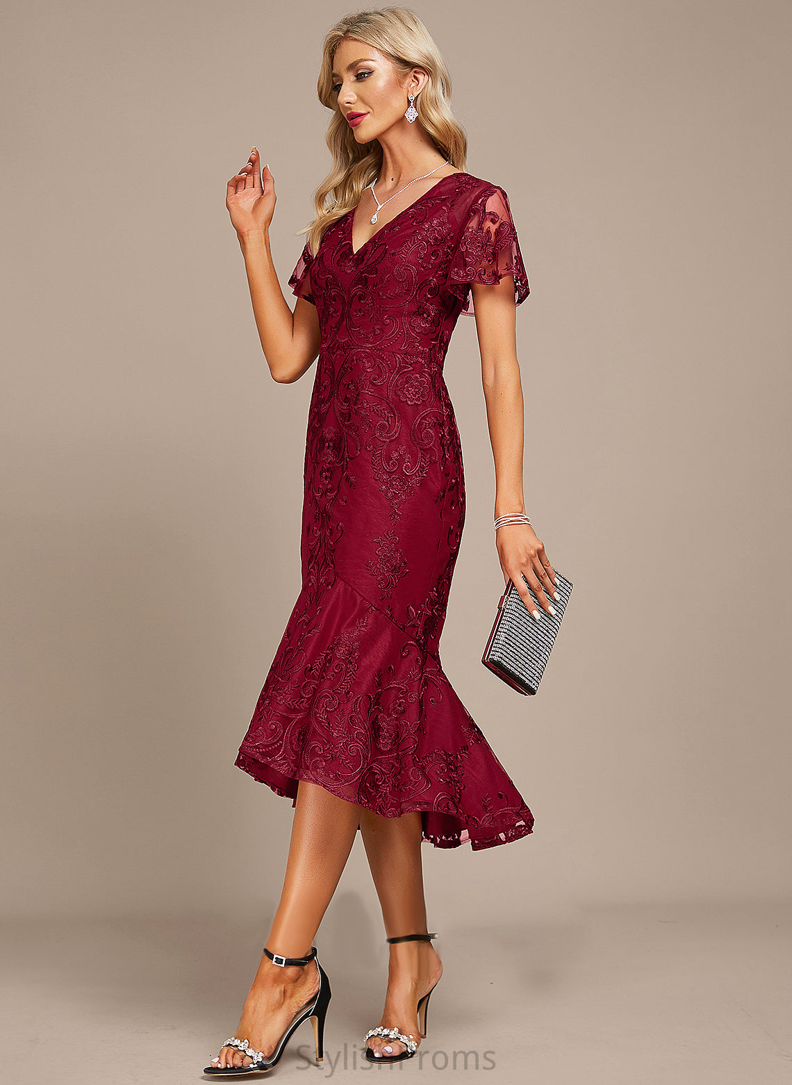 Trumpet/Mermaid Kate Cocktail Dress Asymmetrical Lace Cocktail Dresses V-neck