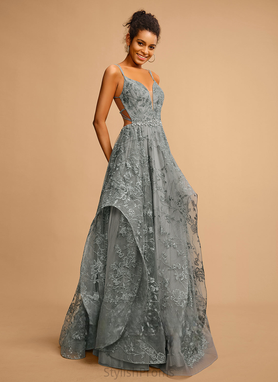 Prom Dresses Lace Sloane Ball-Gown/Princess Tulle Floor-Length V-neck