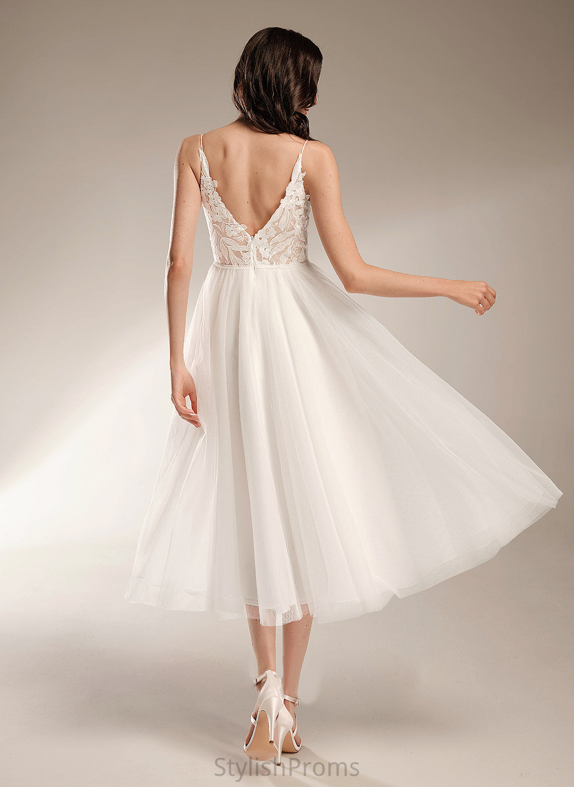 Minnie V-neck Wedding Dresses Tea-Length Lace Wedding Tulle A-Line Dress