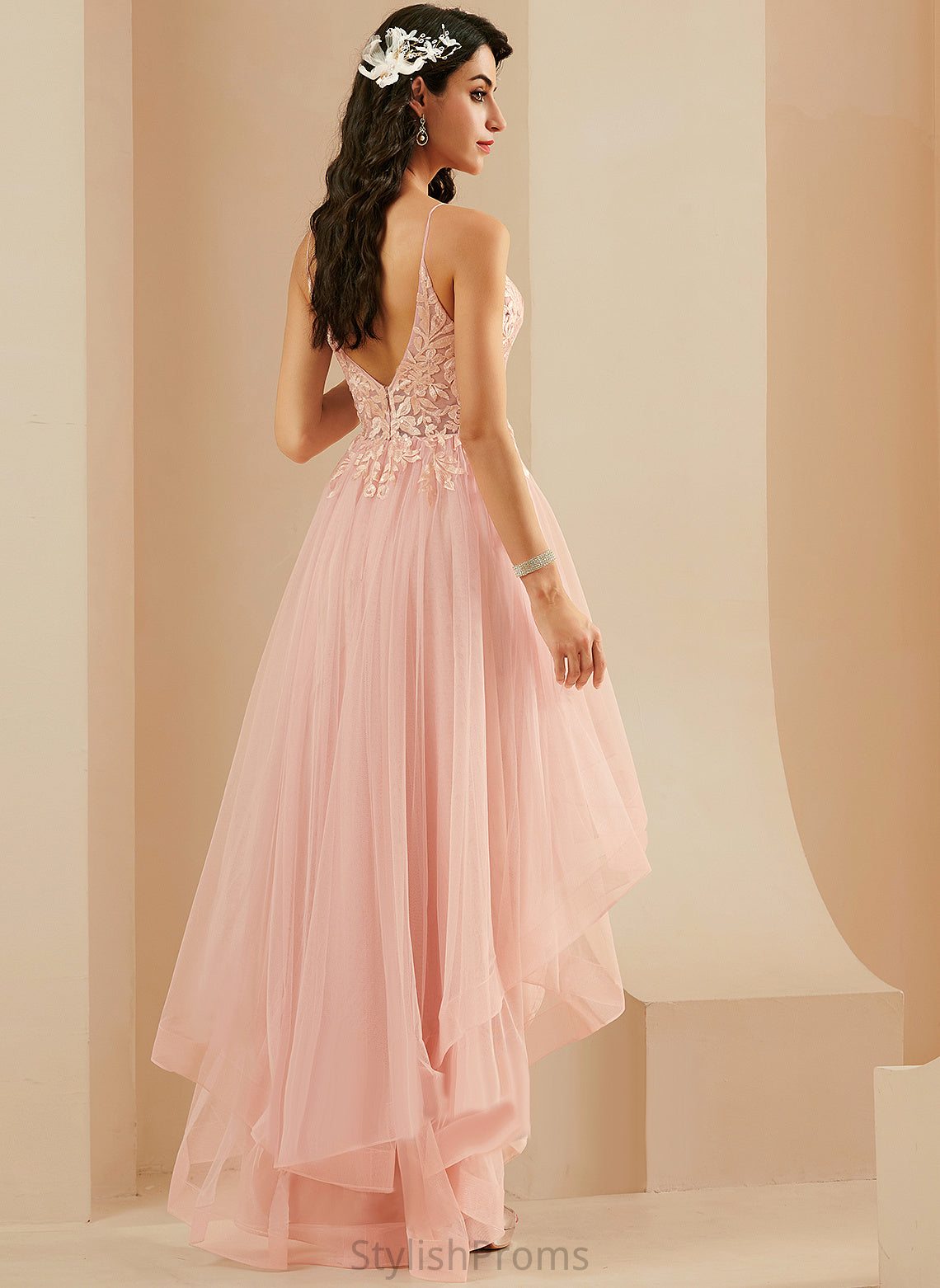 Brynn Asymmetrical Ball-Gown/Princess Prom Dresses V-neck Lace Tulle