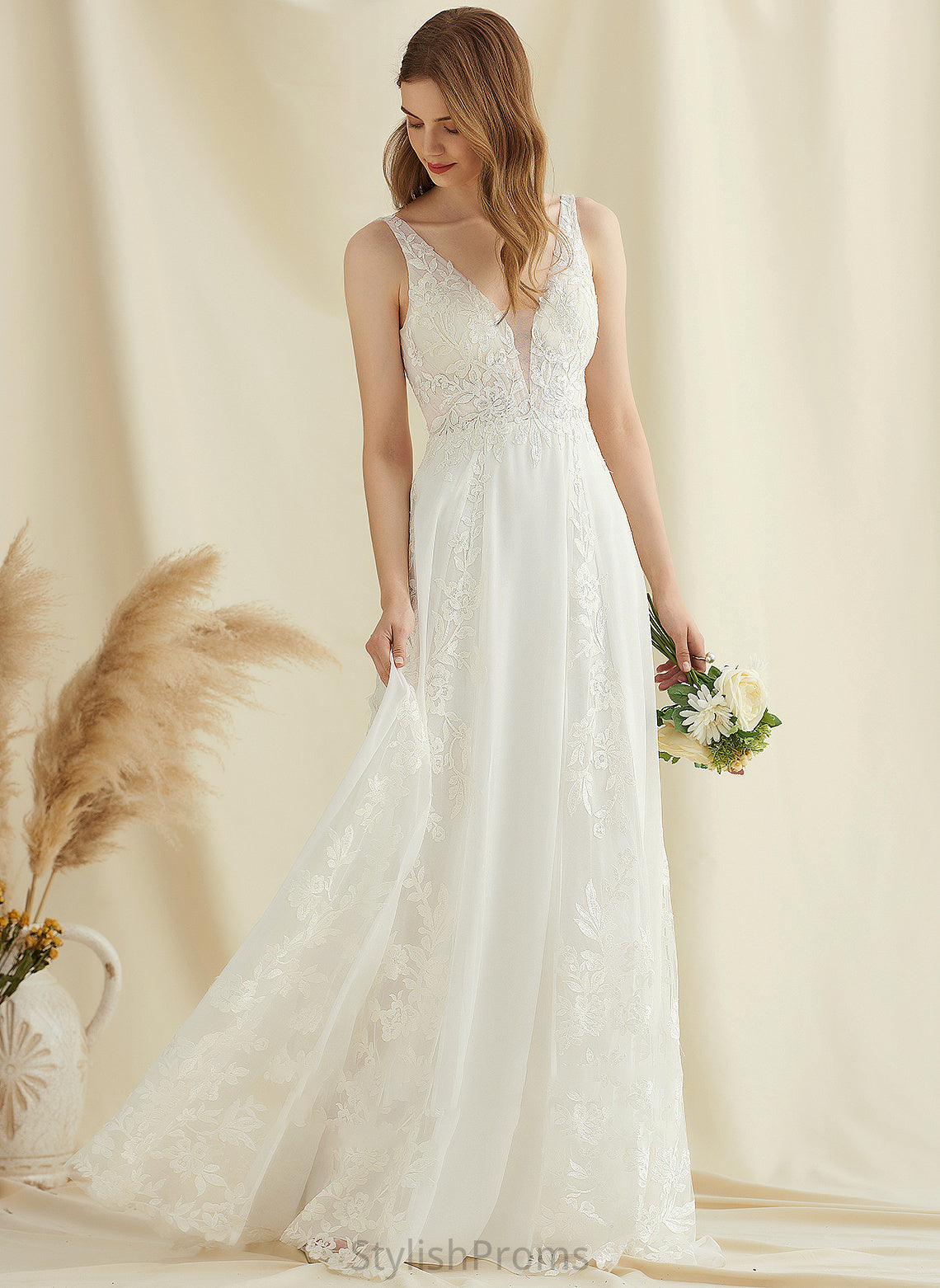 Train V-neck Dress A-Line Sequins Chiffon Lace Urania Wedding Dresses With Wedding Sweep