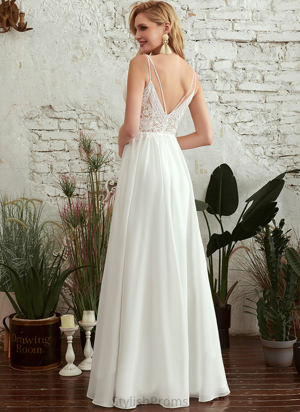 With Beading V-neck Lace A-Line Chiffon Tia Floor-Length Wedding Wedding Dresses Dress