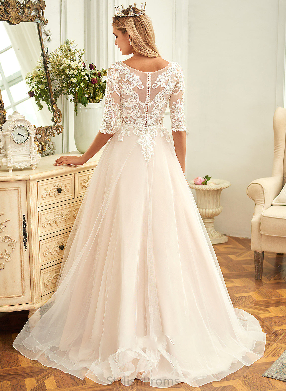 Molly Neck Ball-Gown/Princess Scoop Lace Wedding Sweep Dress Train Wedding Dresses Tulle