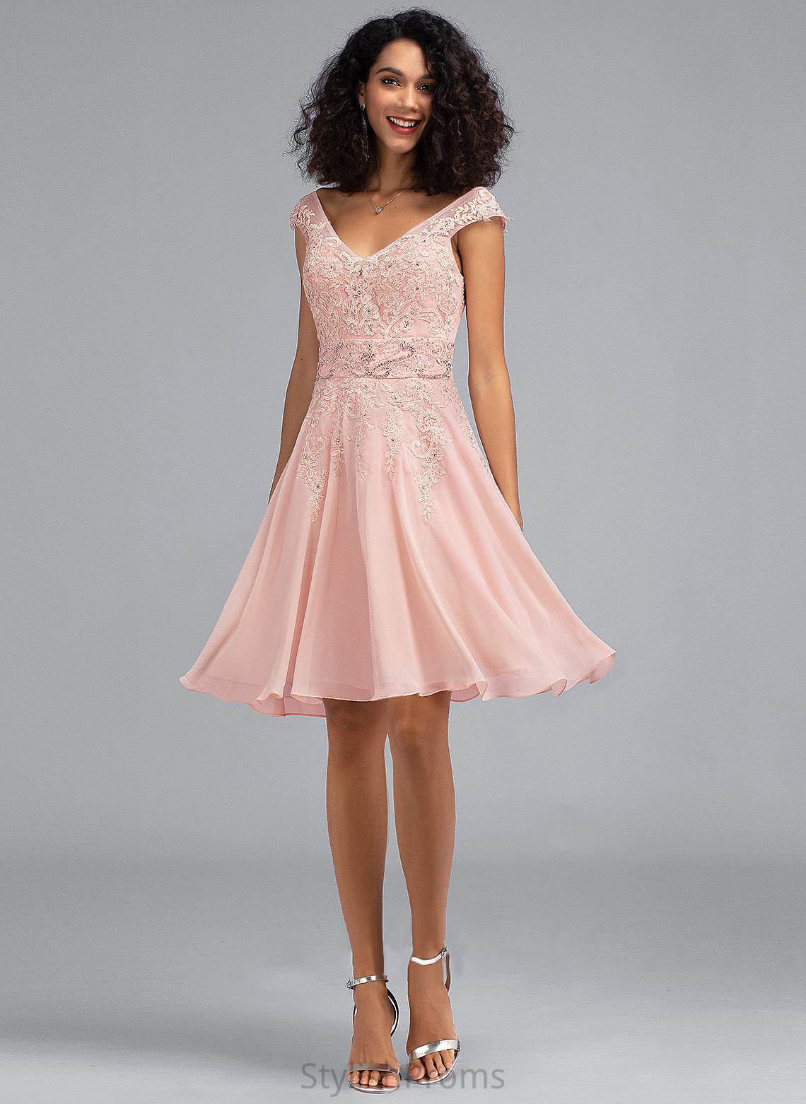 Chiffon A-Line Lace V-neck Cocktail Cocktail Dresses Gwen Knee-Length Dress With Beading Lace