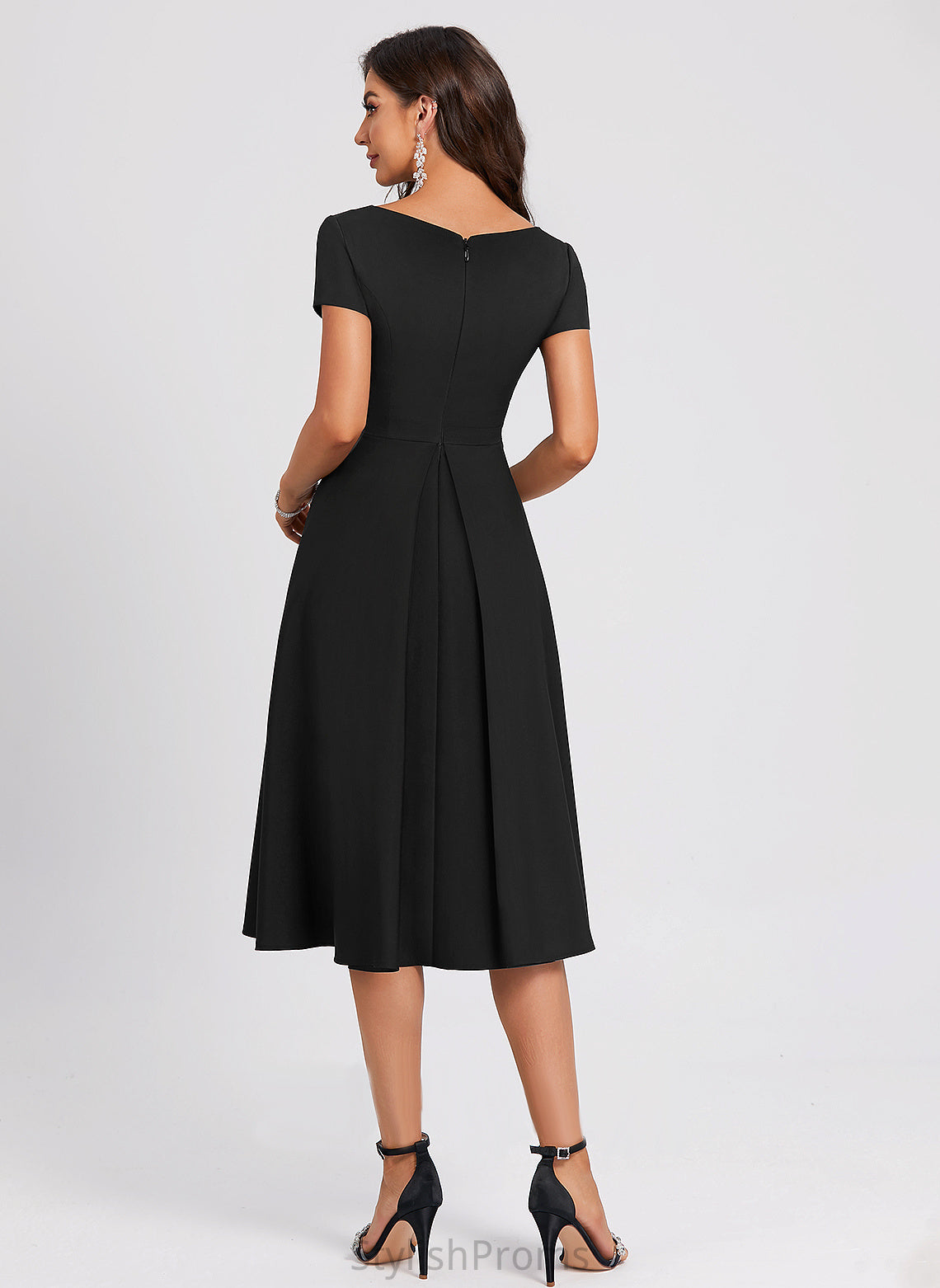 Crepe Cocktail Dresses V-neck Cocktail Knee-Length Stretch Dress Elliana A-Line