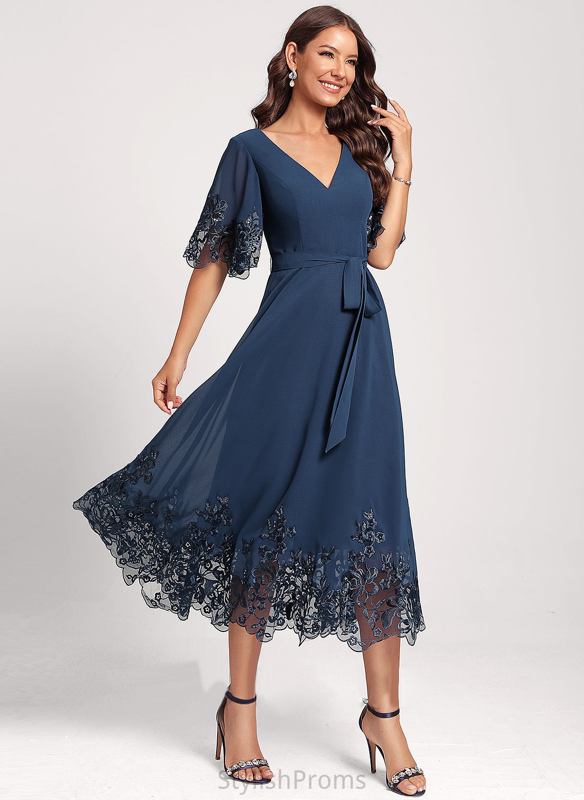 Club Dresses Chiffon Dress A-Line Cocktail Sequins Tea-Length Jacey V-neck With Lace