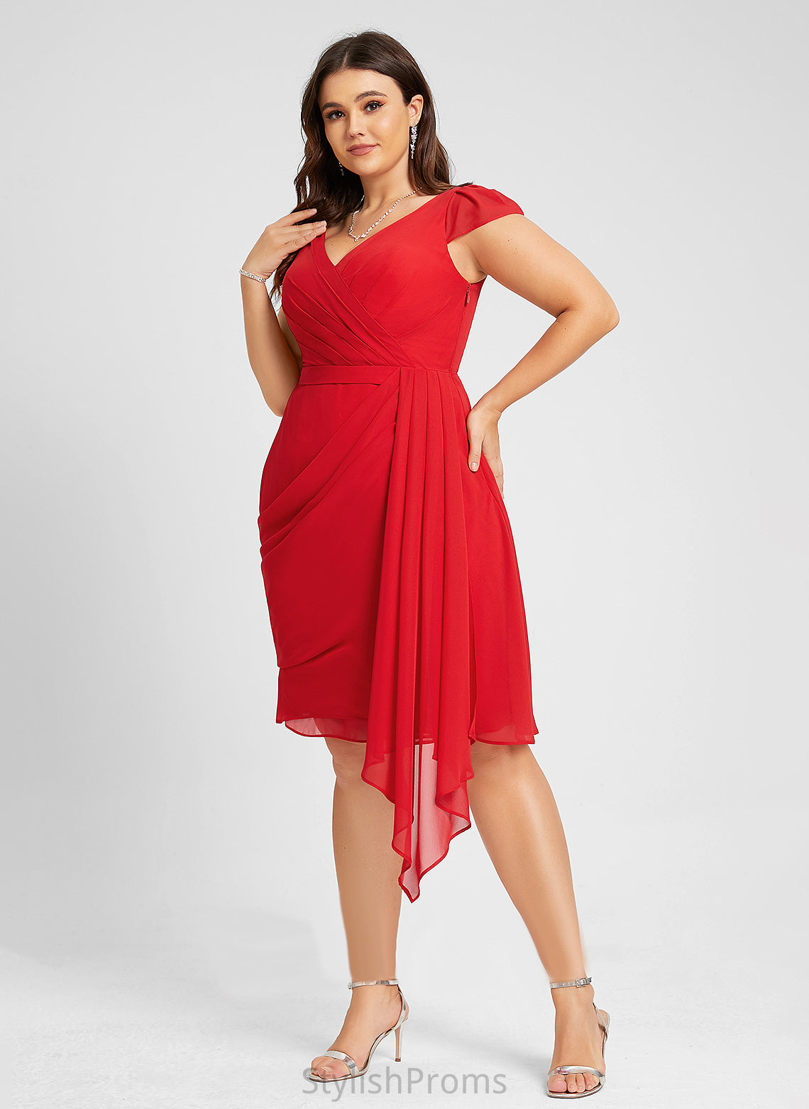 Scarlett Ruffle With Dress V-neck Sheath/Column Ruffles Cascading Knee-Length Cocktail Dresses Chiffon Cocktail