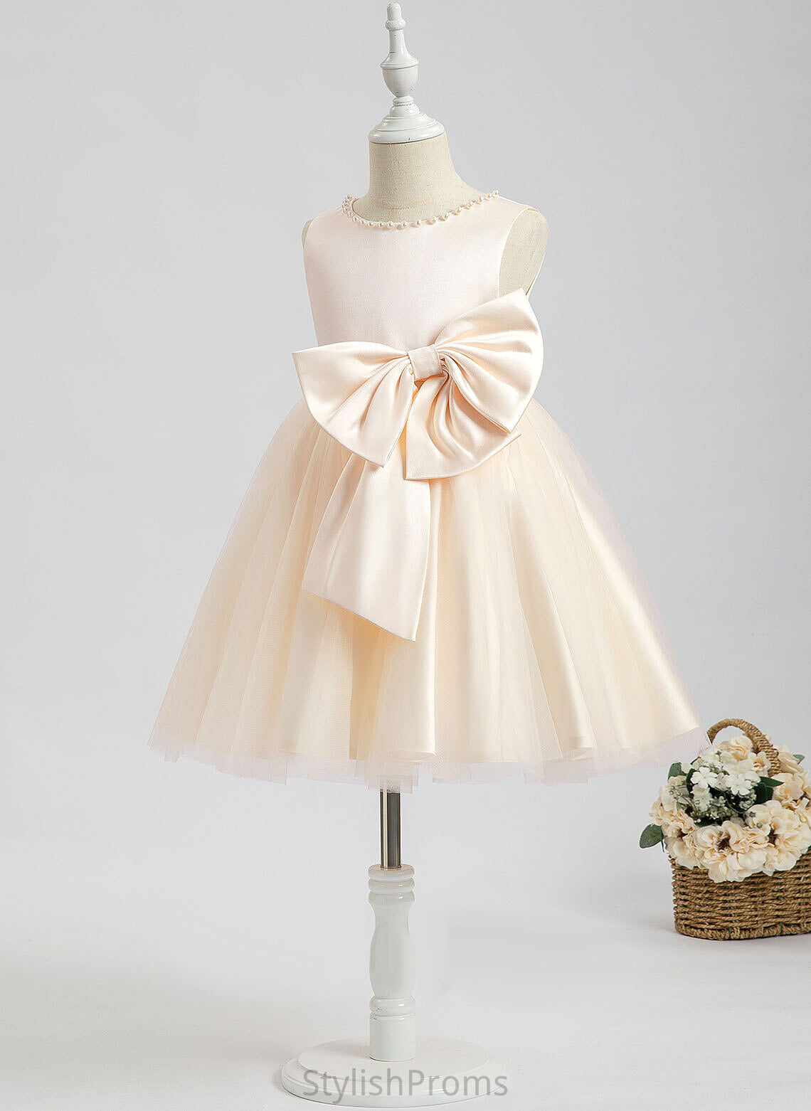 Shyann Scalloped Flower Girl Dresses Beading/Bow(s) Girl Satin With - Dress Neck Flower Sleeveless Knee-length A-Line