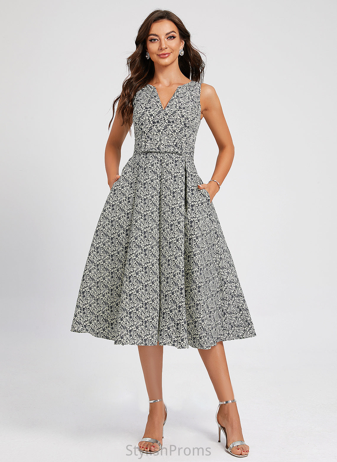 Fernanda Cocktail Dresses Pockets Knee-Length Bow(s) A-Line With V-neck Satin Dress Cocktail