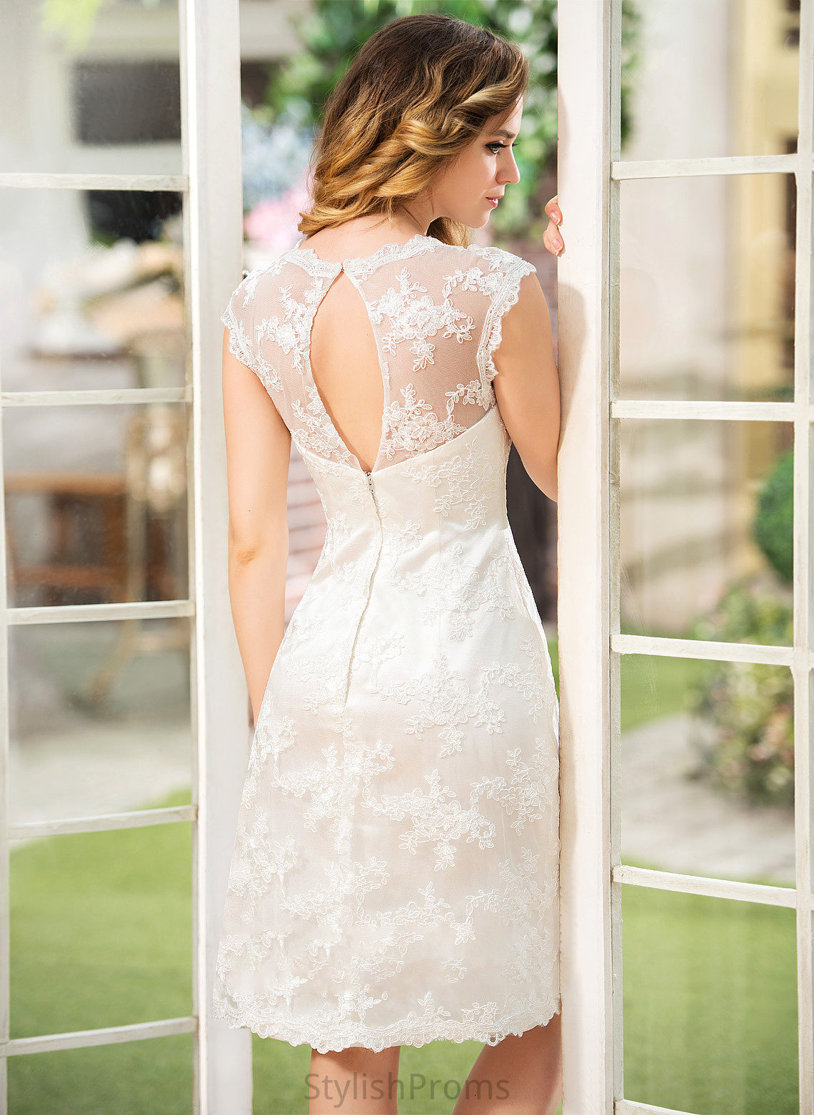 Wedding Dresses Wedding A-Line Knee-Length Dress Phoenix Lace Scoop Neck