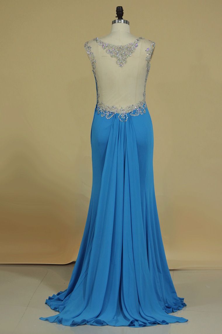 2024 Scoop Mermaid Prom Dresses Beaded Bodice Sweep Train Spandex