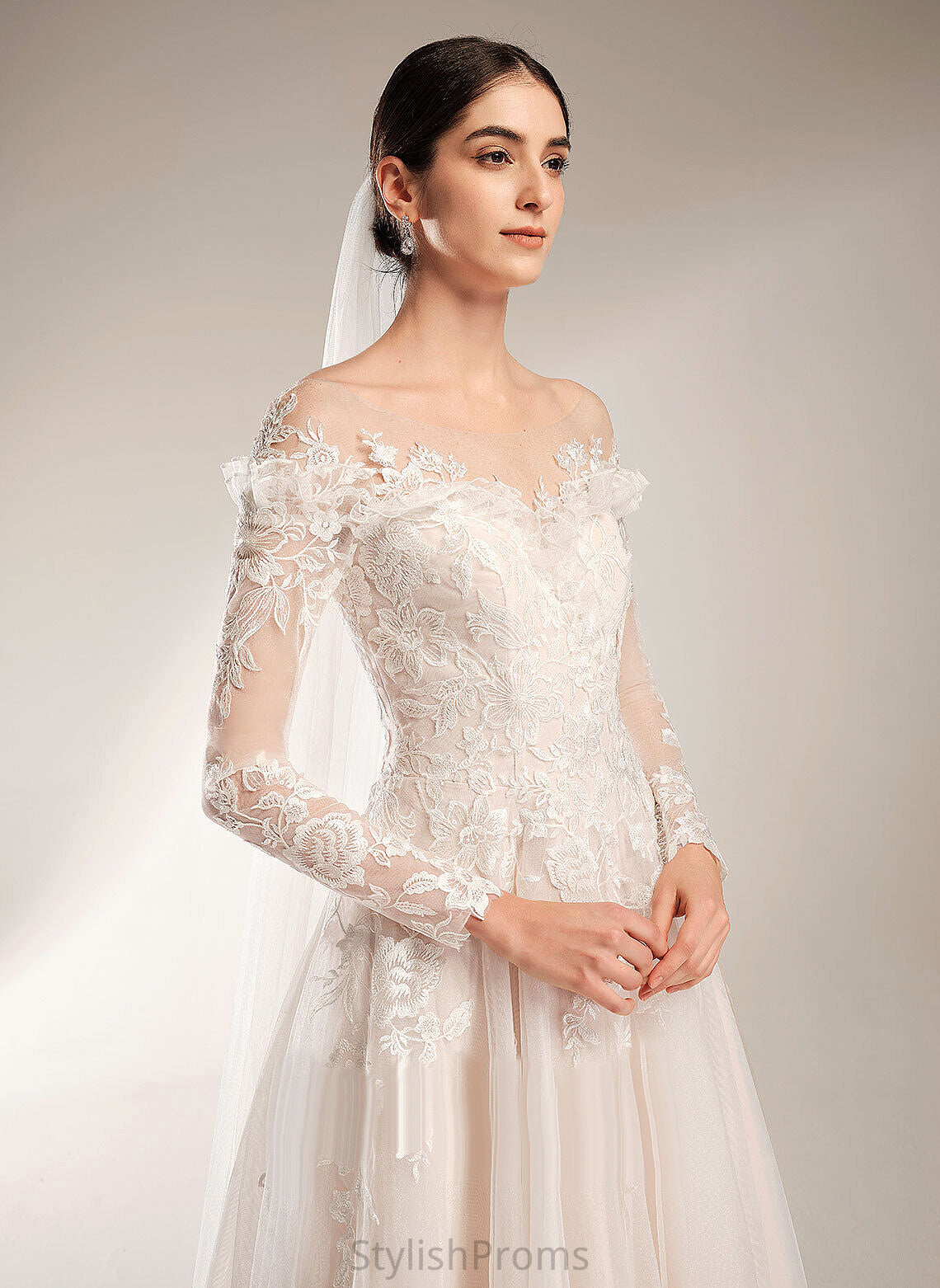 Wedding Court Off-the-Shoulder Train With Ball-Gown/Princess Wedding Dresses Tulle Jessie Lace Dress Sequins