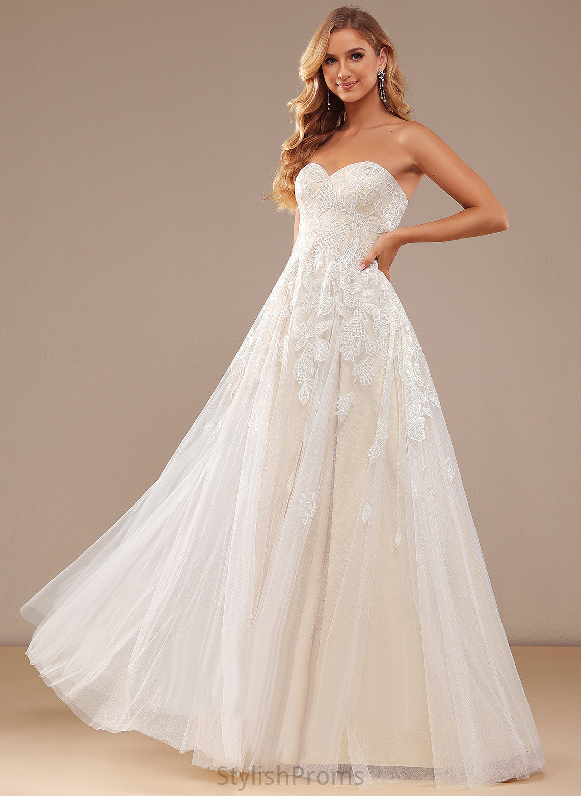 With Nathalie A-Line Sequins Wedding Dresses Lace Dress Wedding Sweetheart Floor-Length