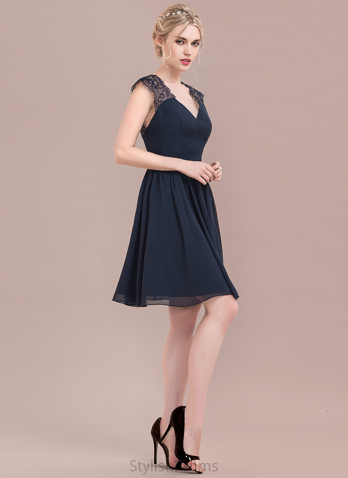 Knee-Length Chiffon Cocktail A-Line Lace Cocktail Dresses Kaitlin V-neck Dress